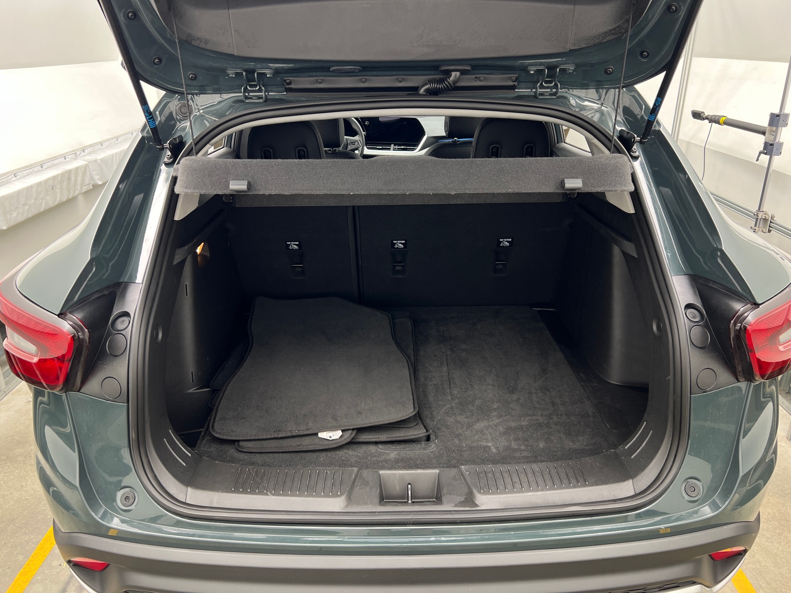 Thumbnail: 2025 Chevrolet Trax - 7