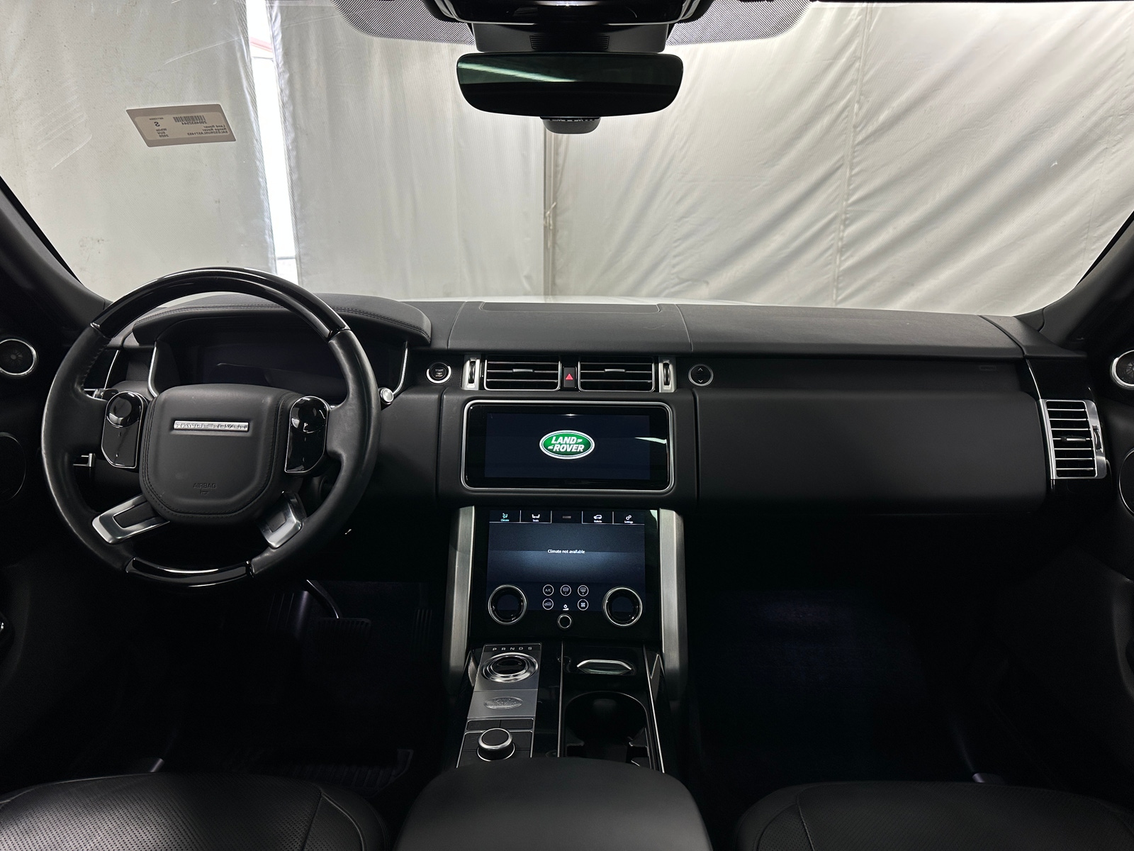 Thumbnail: 2020 Land Rover Range Rover - 2