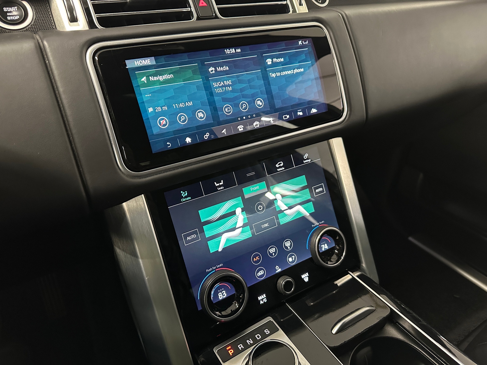 Thumbnail: 2020 Land Rover Range Rover - 3