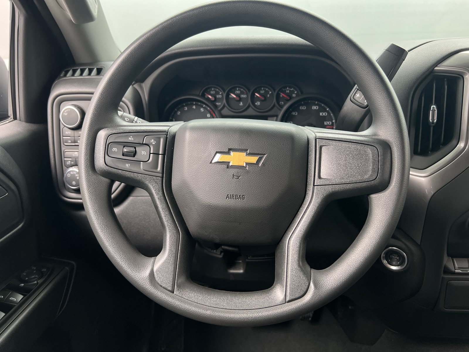 Thumbnail: 2025 Chevrolet Silverado 1500 - 5