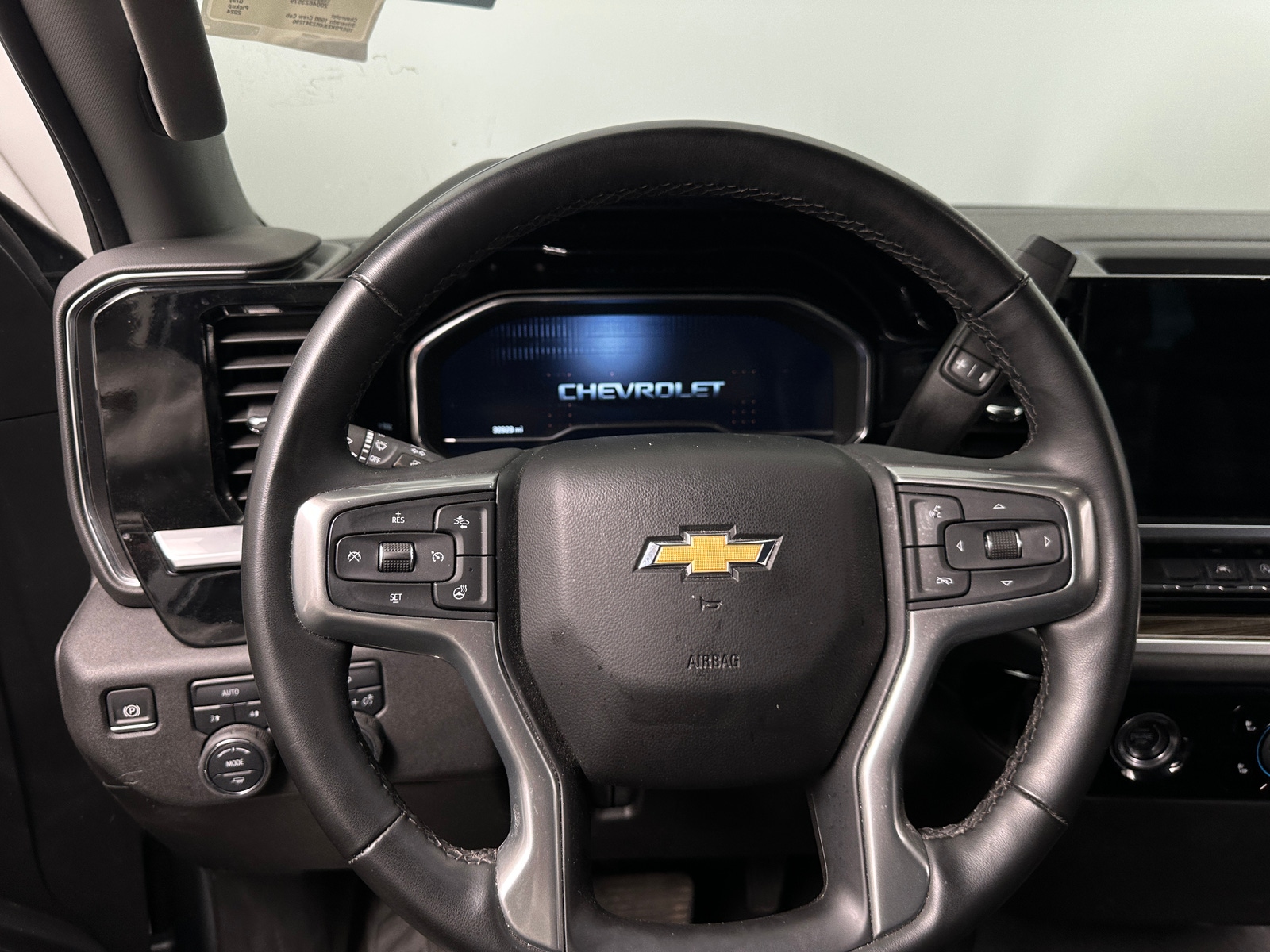 Thumbnail: 2024 Chevrolet Silverado 1500 - 5