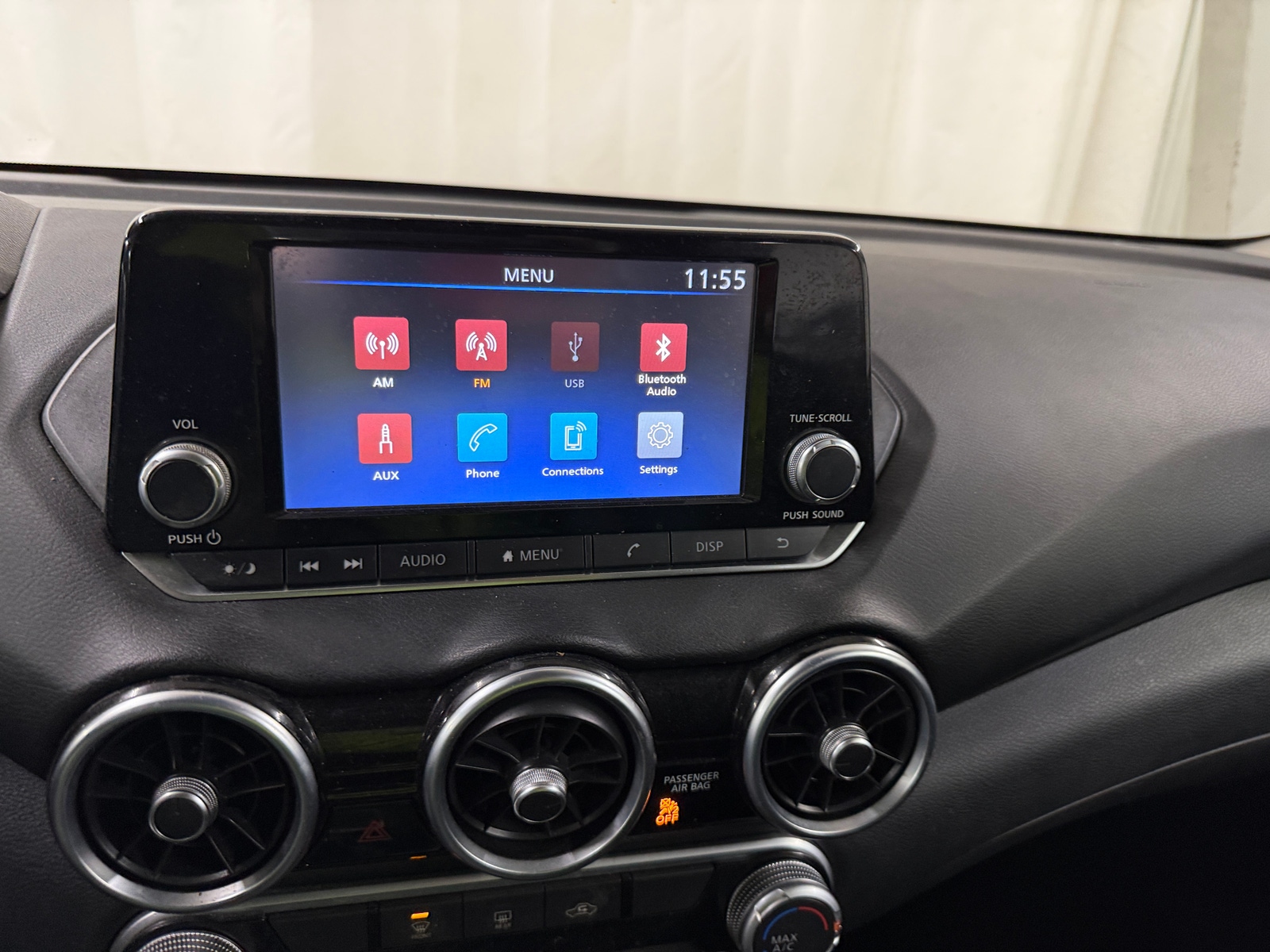 Thumbnail: 2020 Nissan Sentra - 4