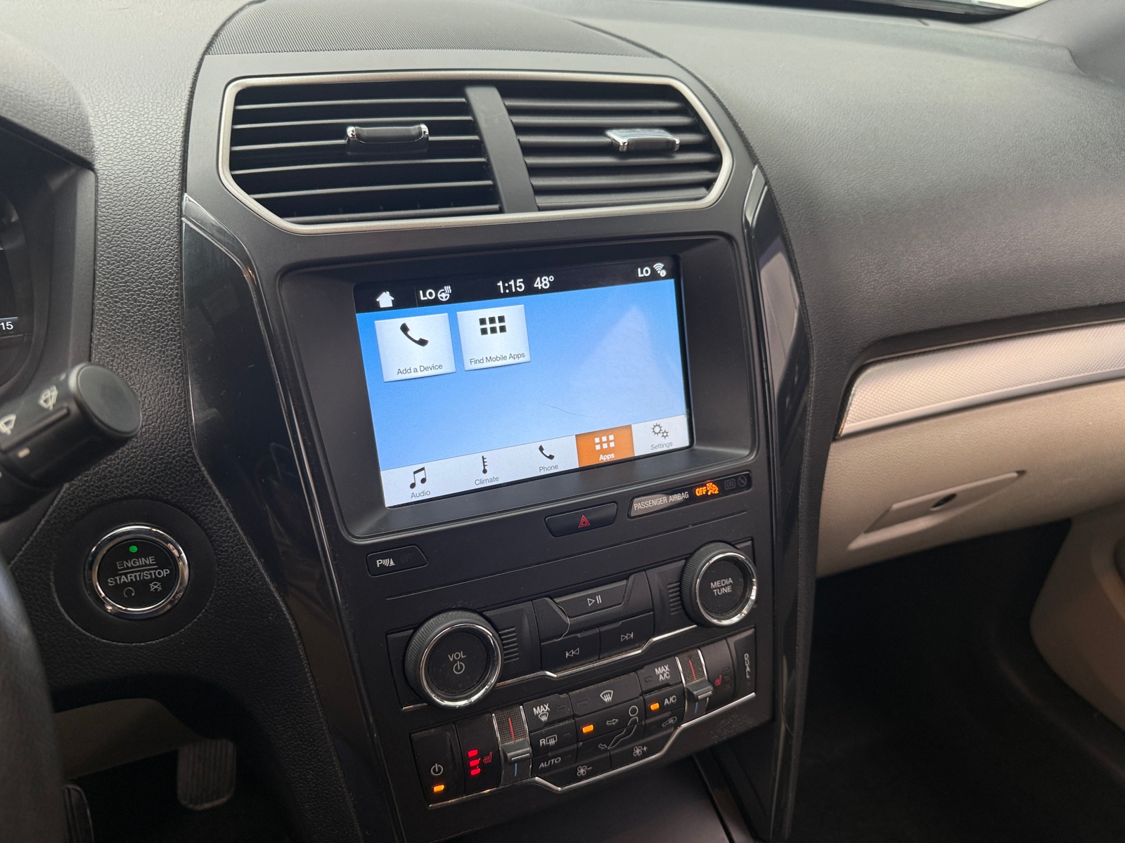 Thumbnail: 2018 Ford Explorer - 3