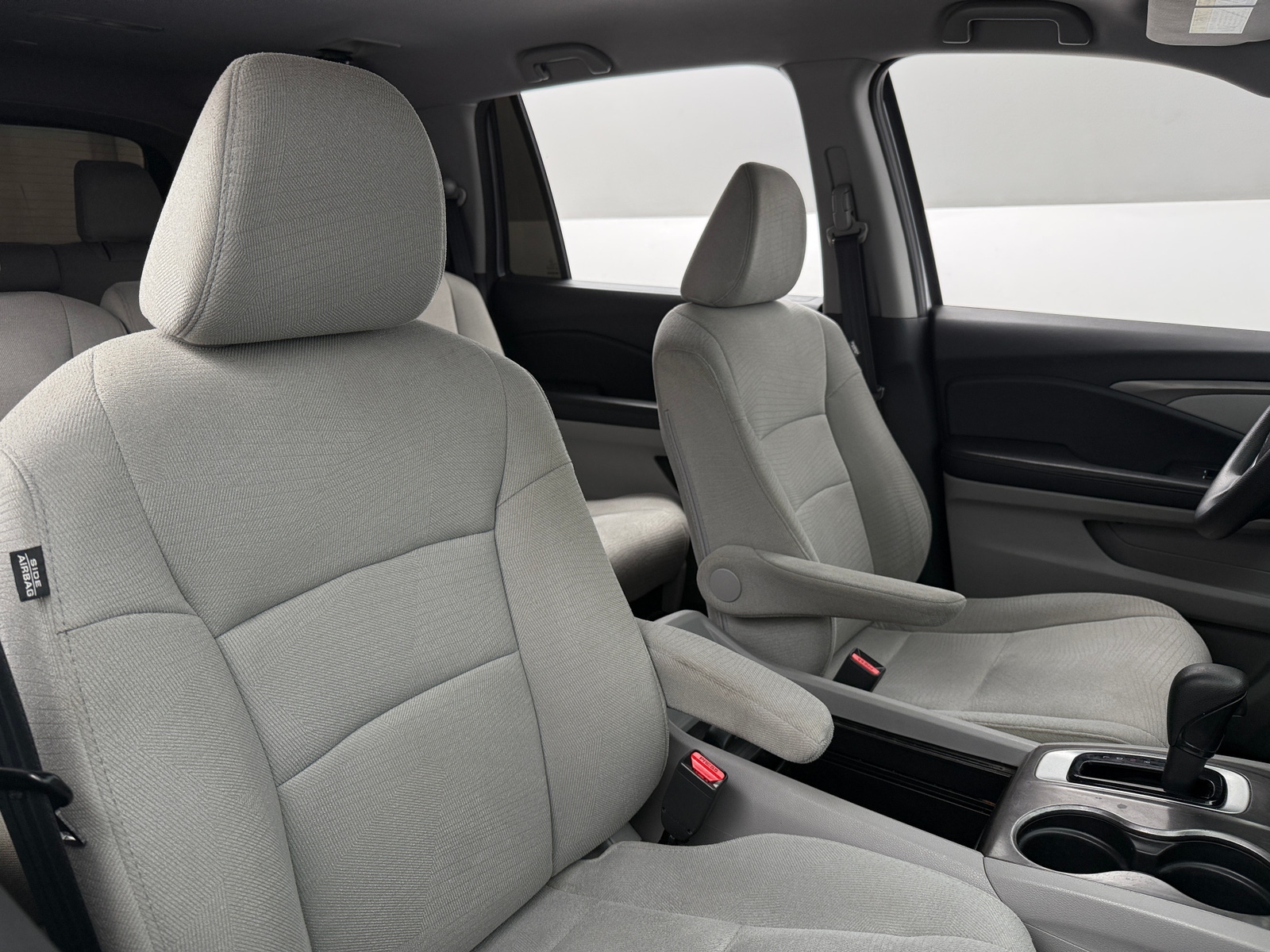 Thumbnail: 2017 Honda Pilot - 2