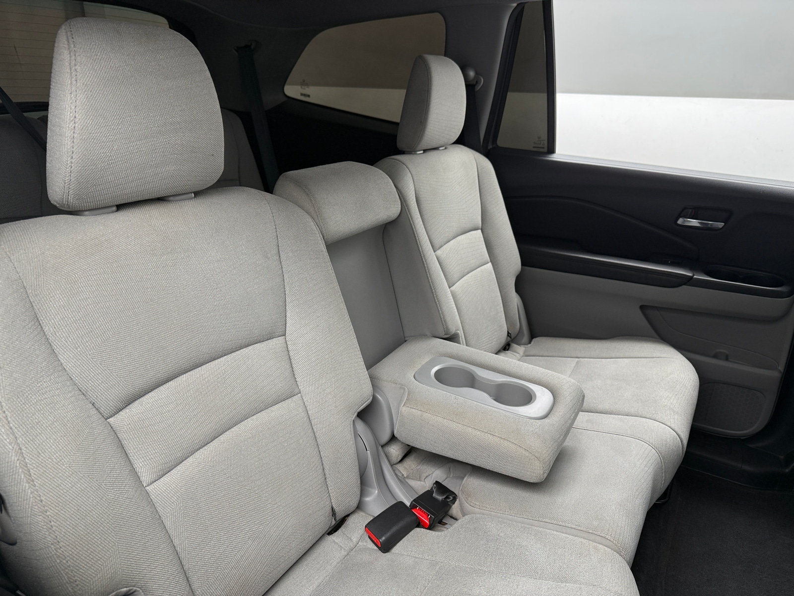 Thumbnail: 2017 Honda Pilot - 6