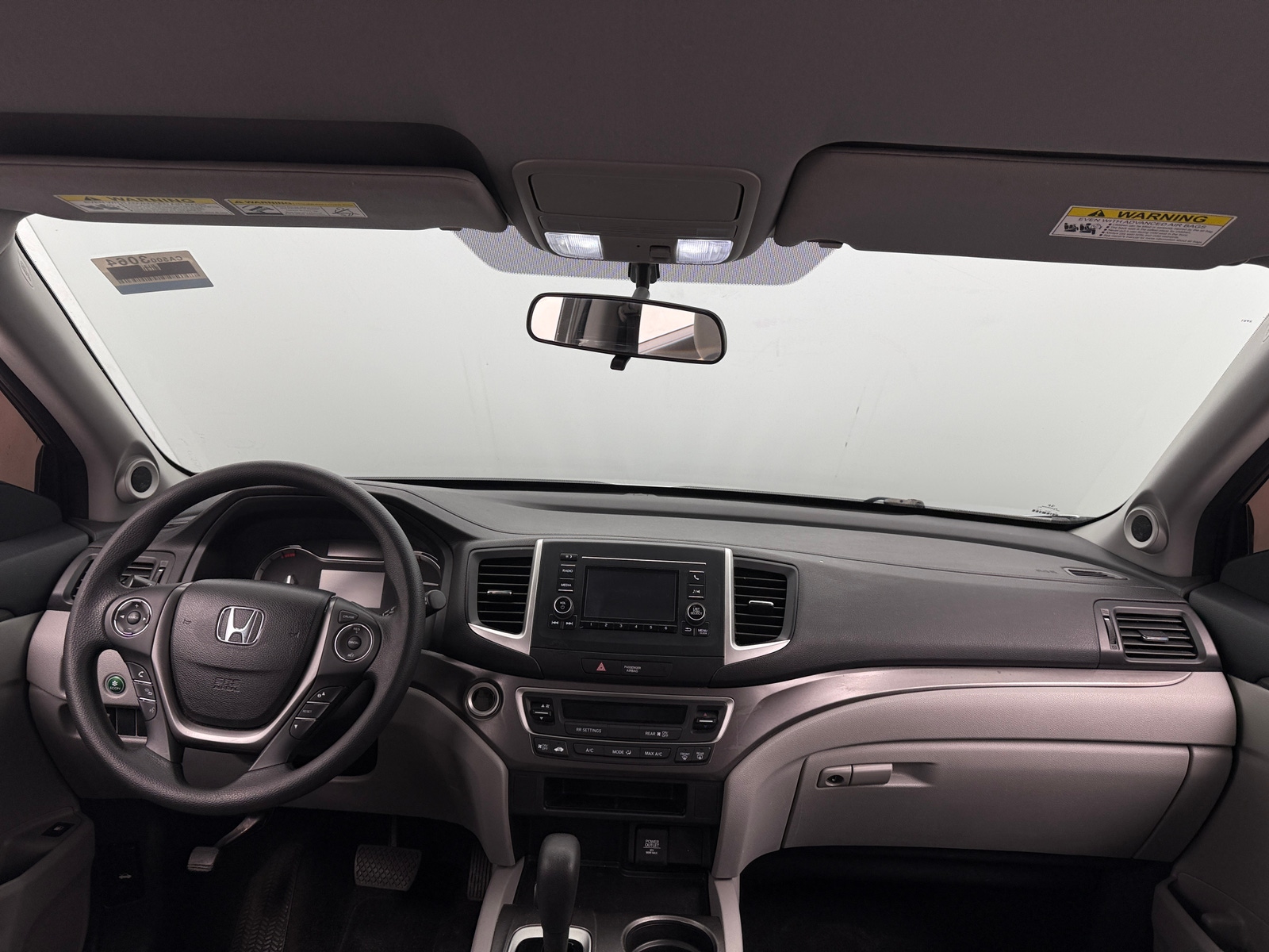 Thumbnail: 2017 Honda Pilot - 3