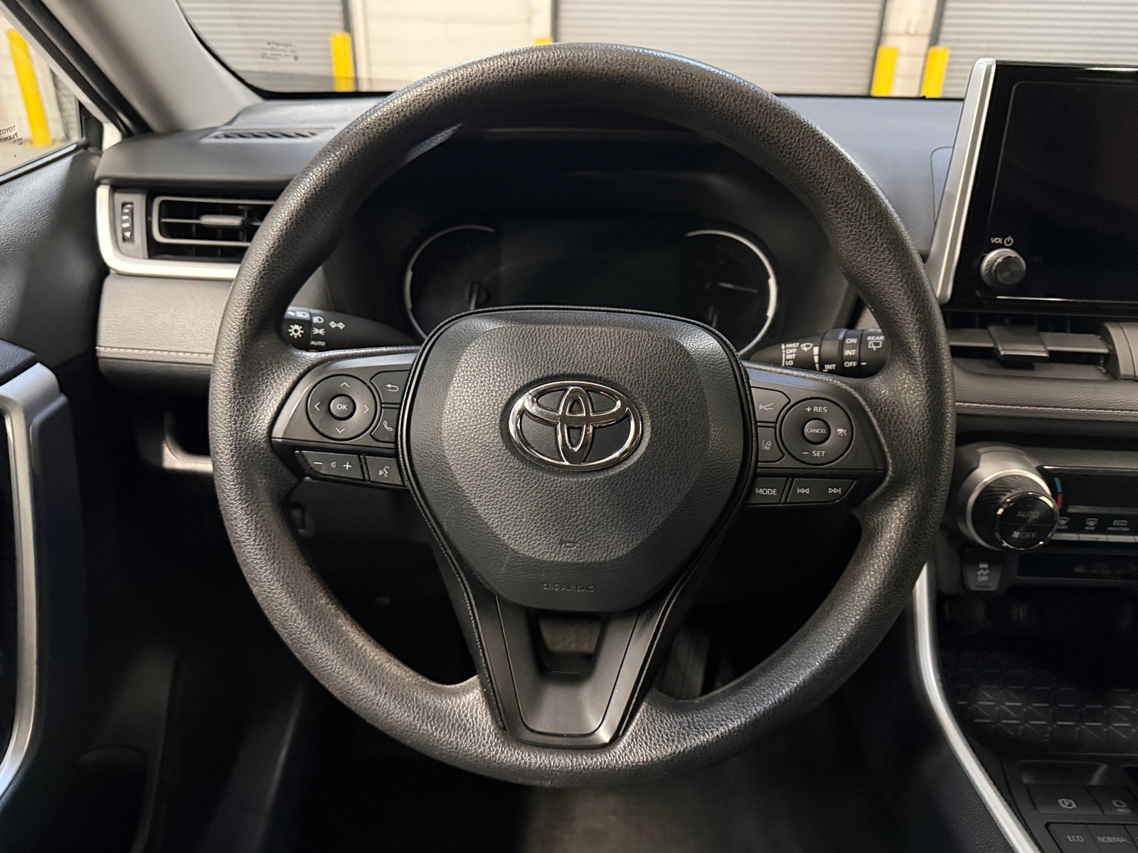 Thumbnail: 2023 Toyota RAV4 - 5