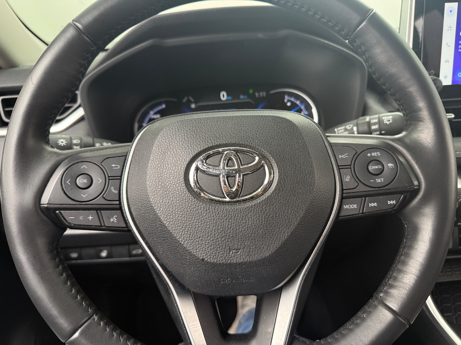 Thumbnail: 2023 Toyota RAV4 - 4