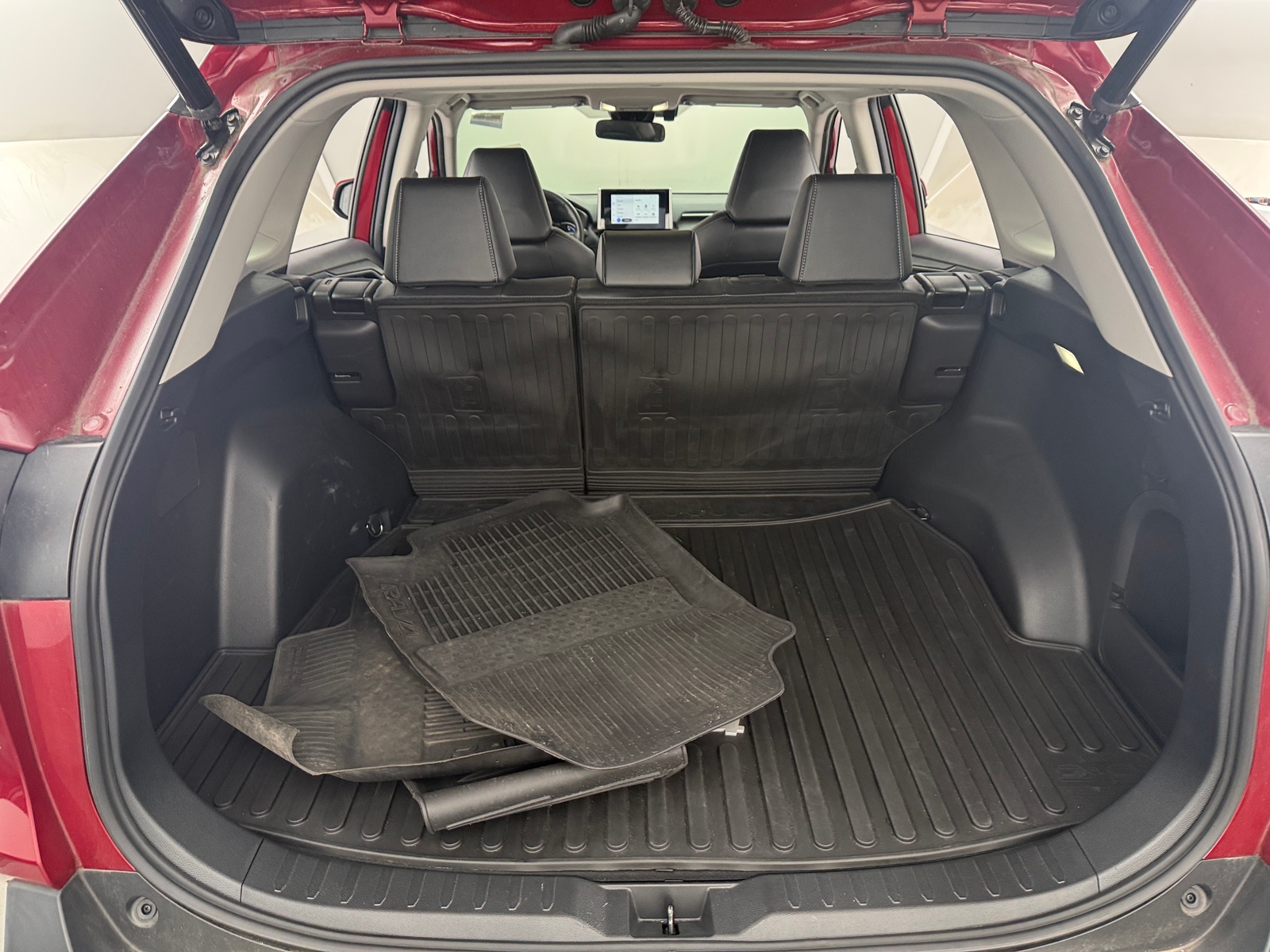 Thumbnail: 2023 Toyota RAV4 - 6