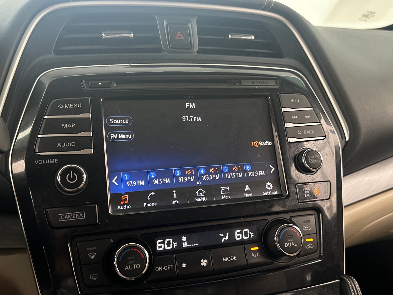 Thumbnail: 2017 Nissan Maxima - 4