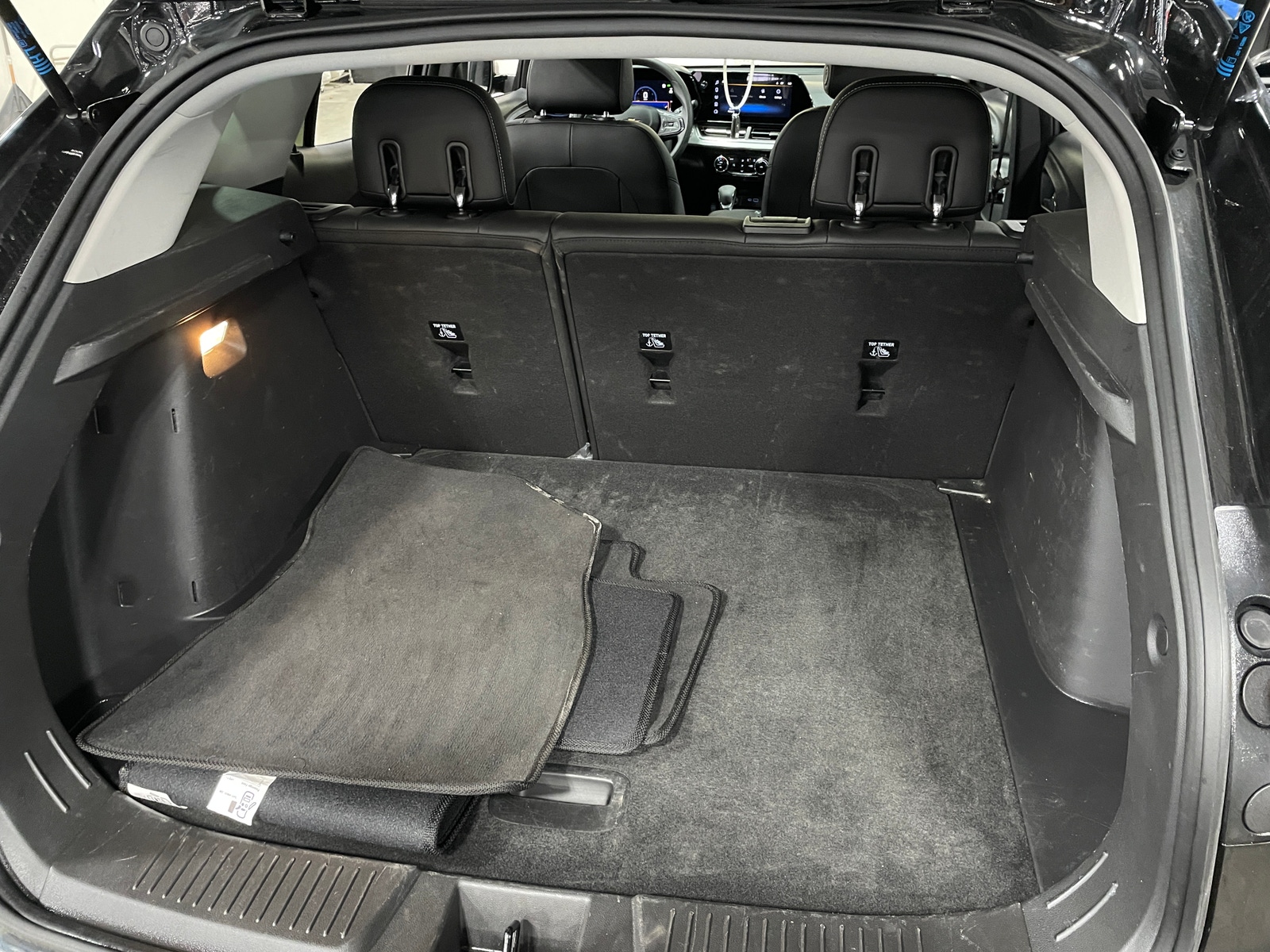 Thumbnail: 2025 Chevrolet Trax - 7