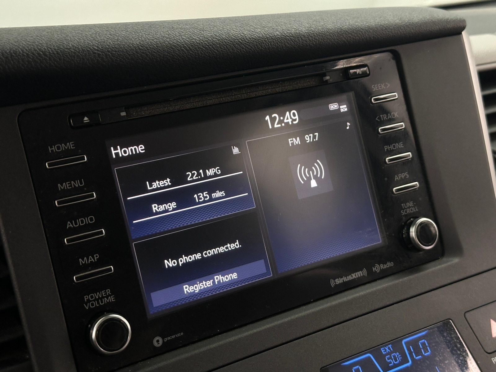 Thumbnail: 2020 Toyota Sienna - 4