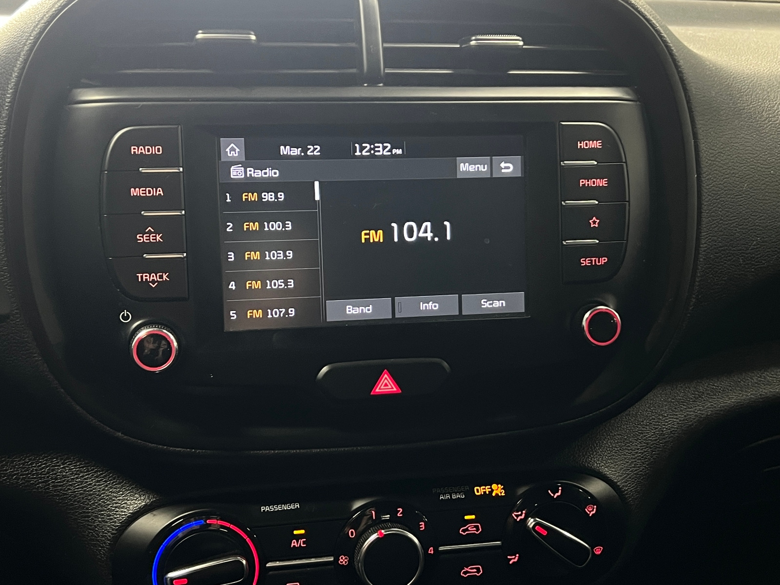 Thumbnail: 2020 Kia Soul - 4