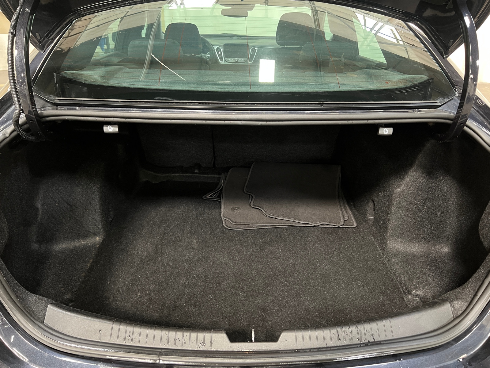 Thumbnail: 2023 Chevrolet Malibu - 7