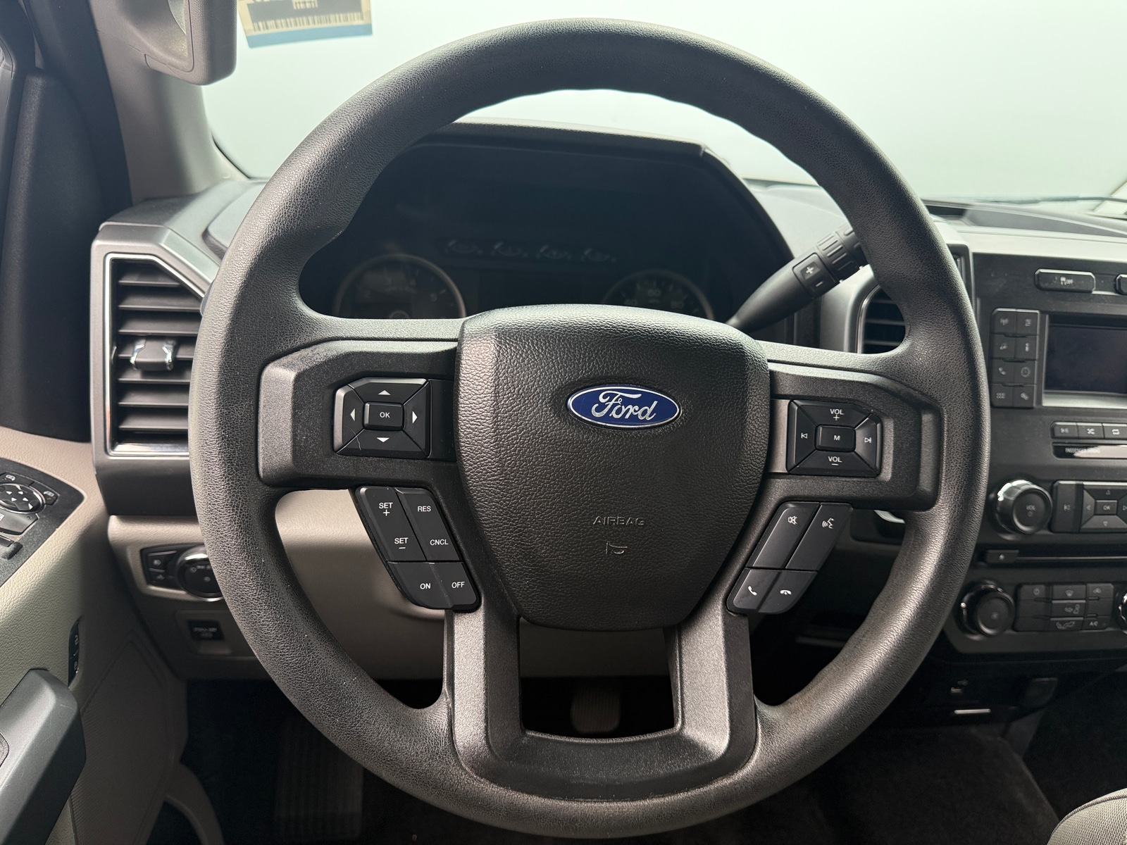 Thumbnail: 2018 Ford Econoline - 5