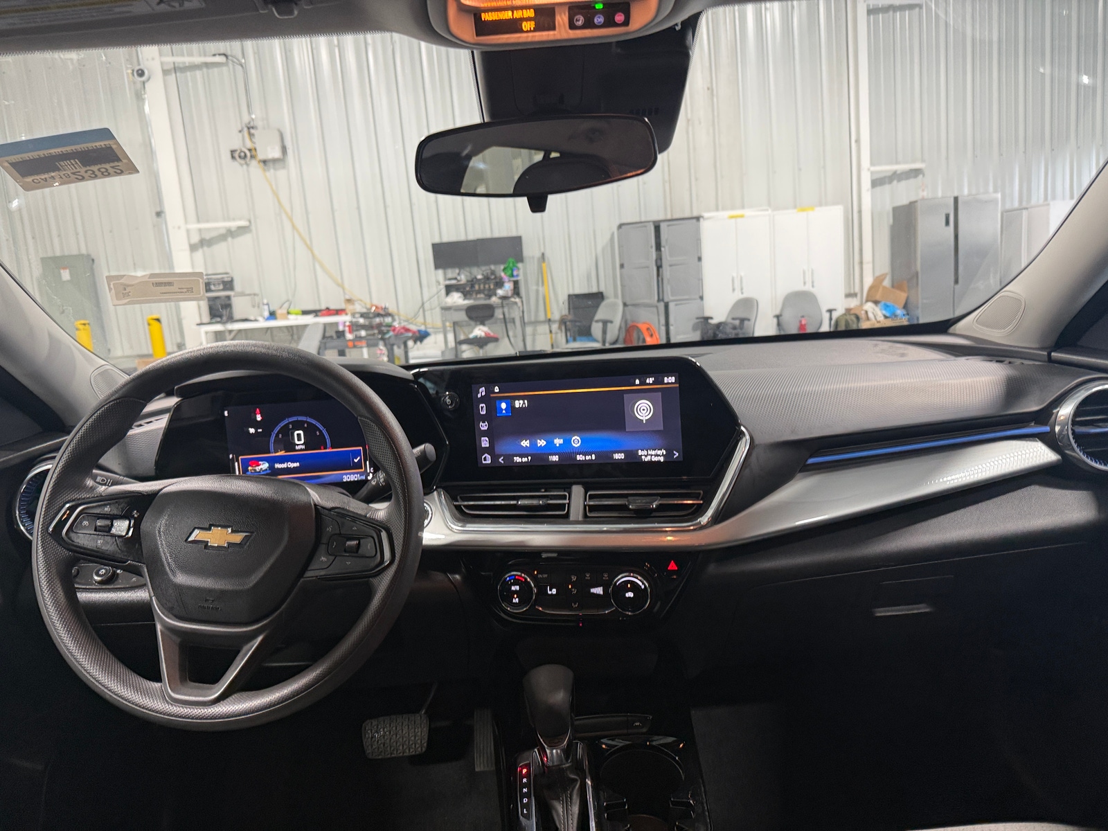 Thumbnail: 2025 Chevrolet Trax - 3