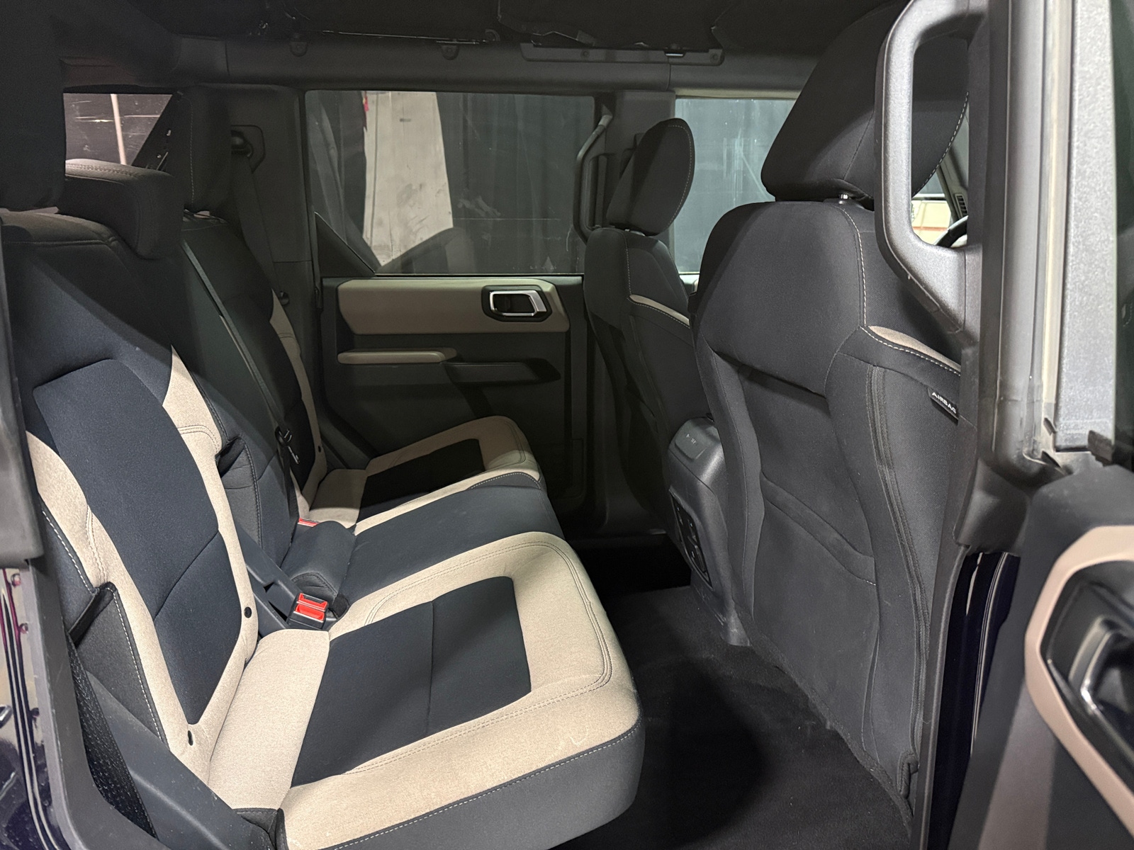 Thumbnail: 2021 Ford Bronco - 6