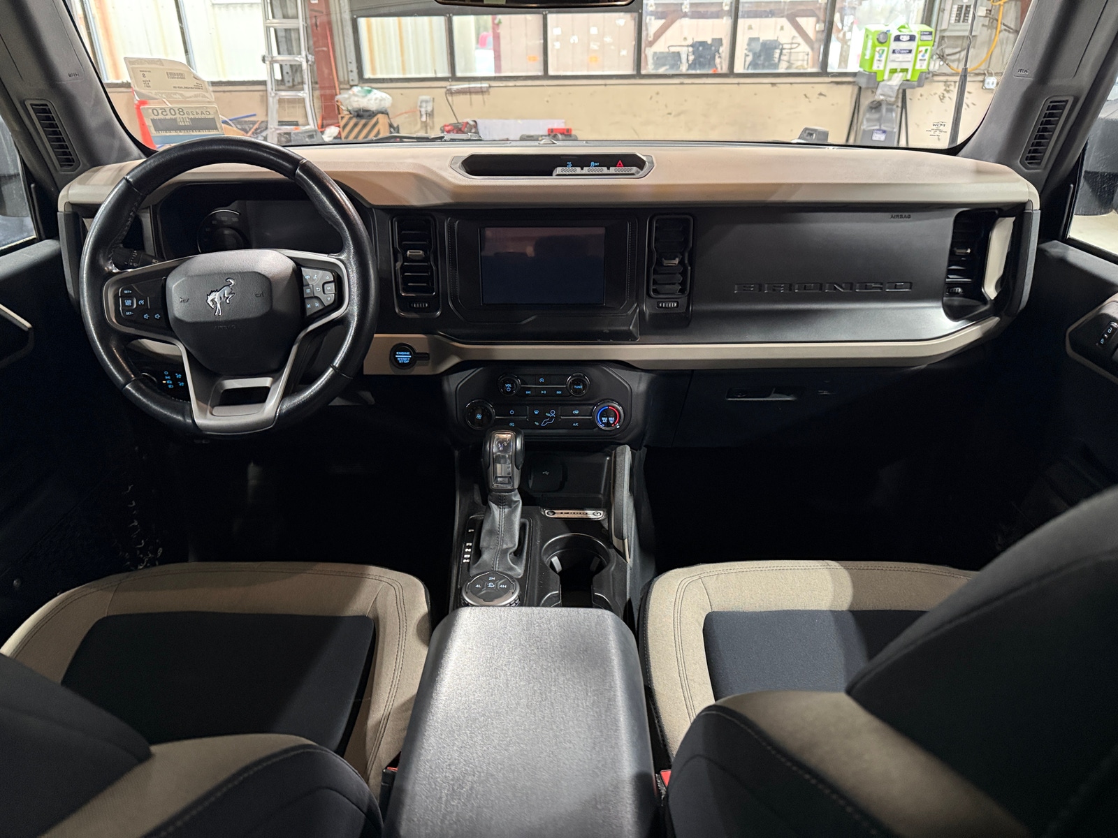 Thumbnail: 2021 Ford Bronco - 3