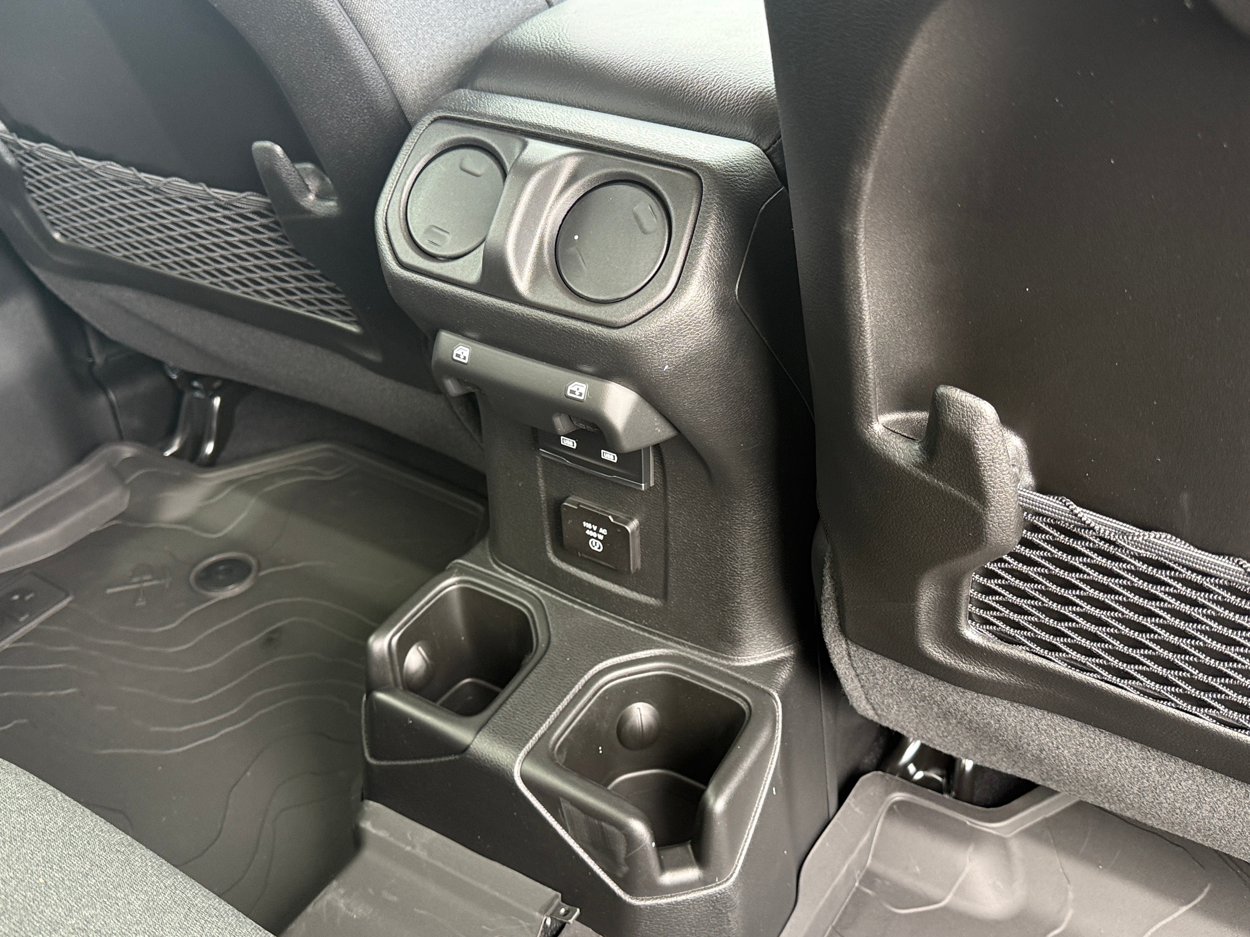 2026 Jeep Gladiator Rubicon Auto's photo