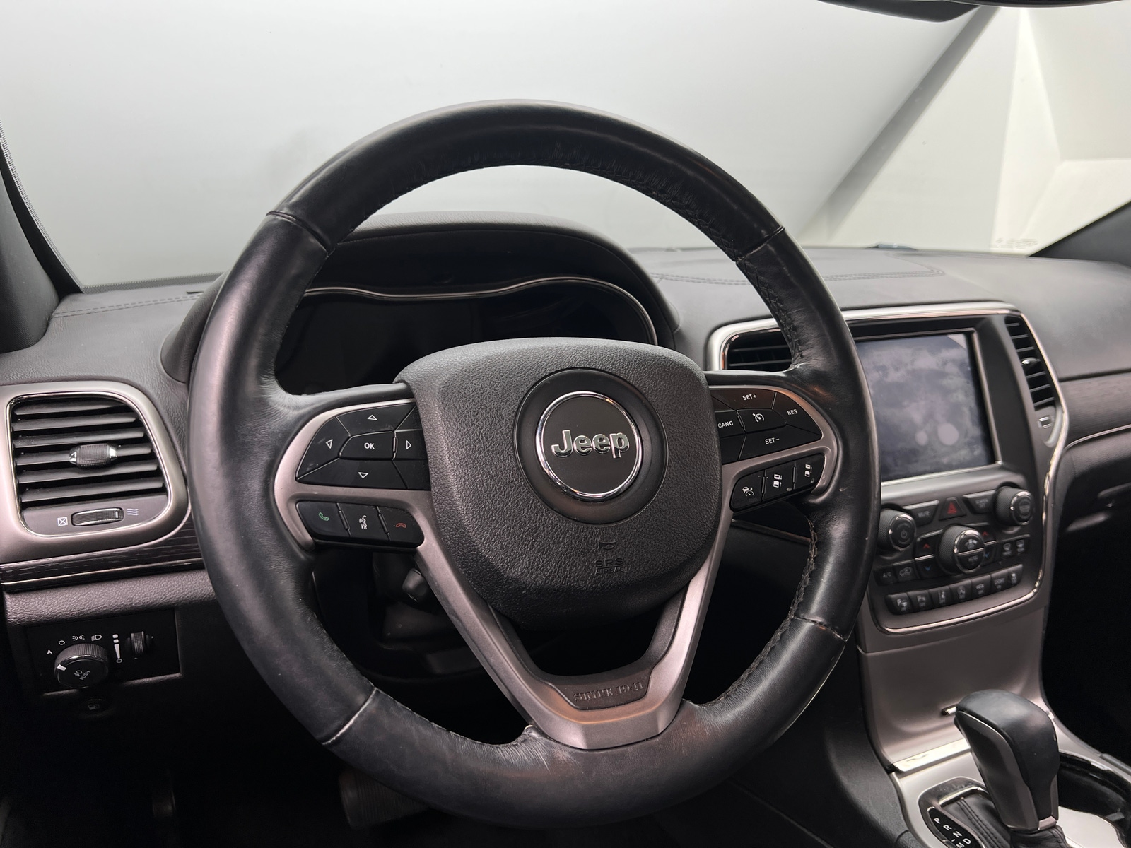 Thumbnail: 2018 Jeep Grand Cherokee - 4