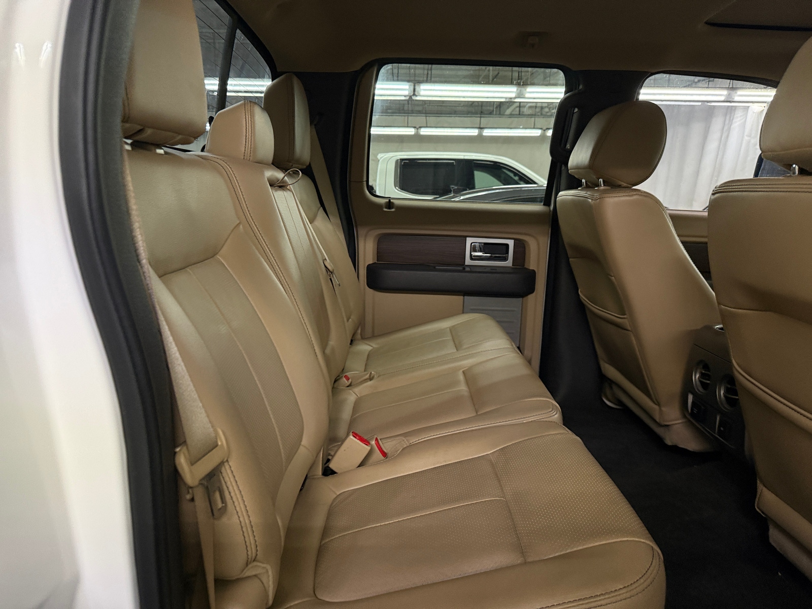 Thumbnail: 2014 Ford Econoline - 5