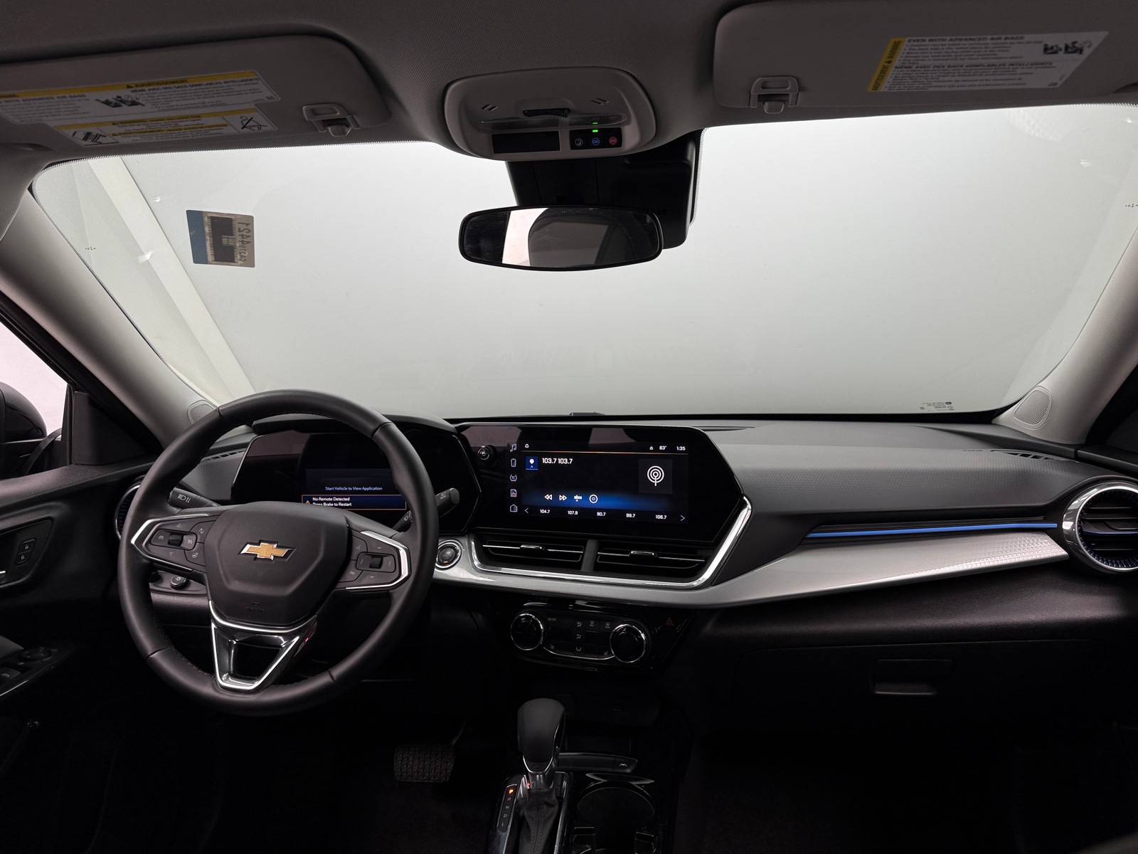 Thumbnail: 2025 Chevrolet Trax - 3