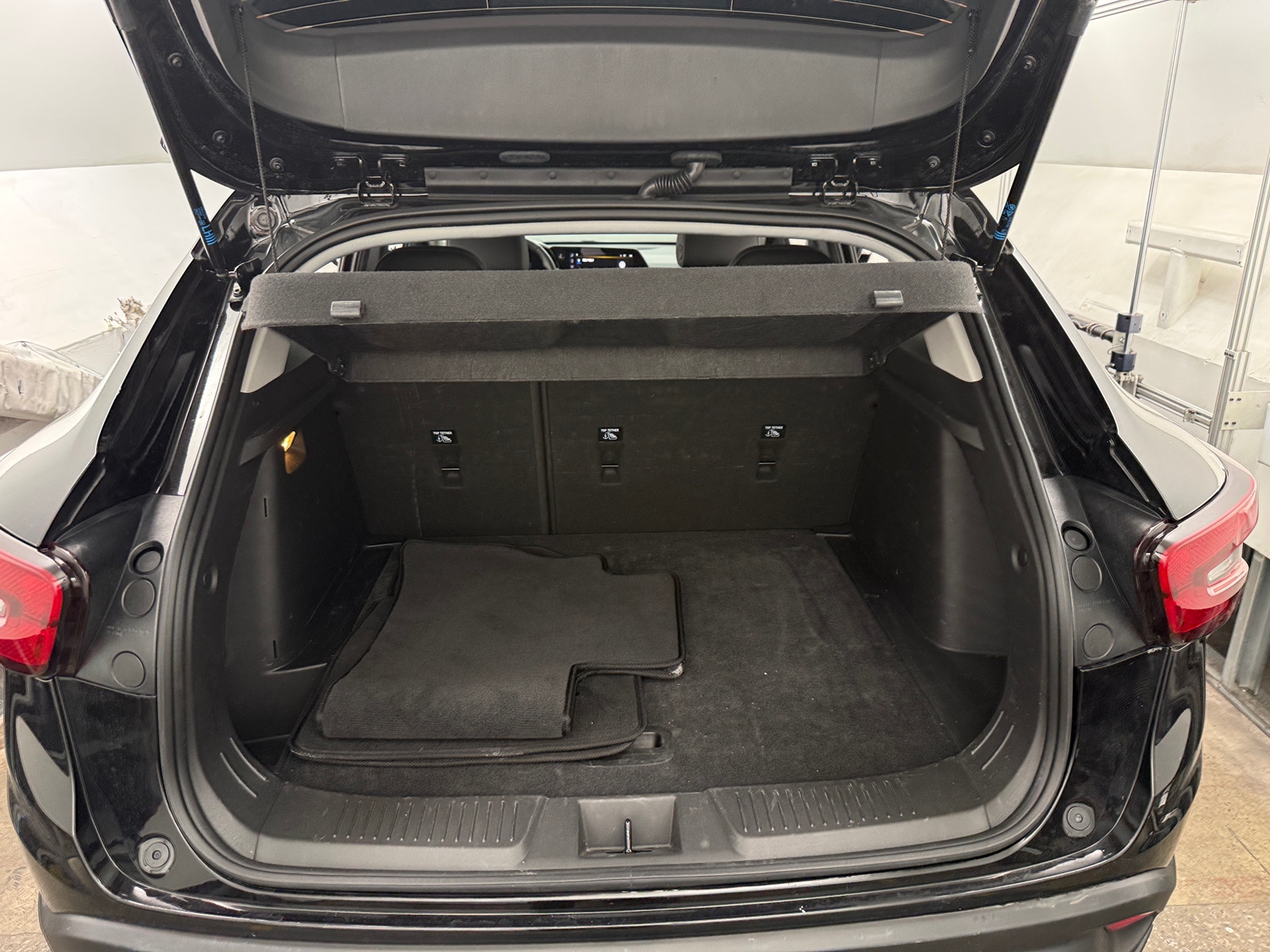 Thumbnail: 2025 Chevrolet Trax - 7