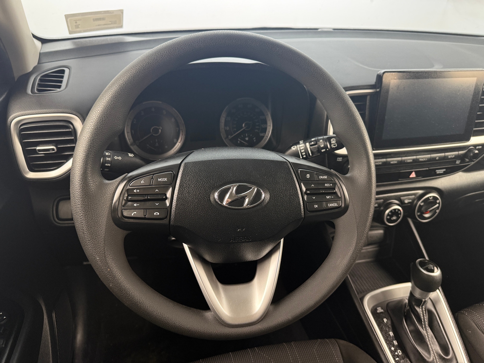 Thumbnail: 2022 Hyundai Venue - 5