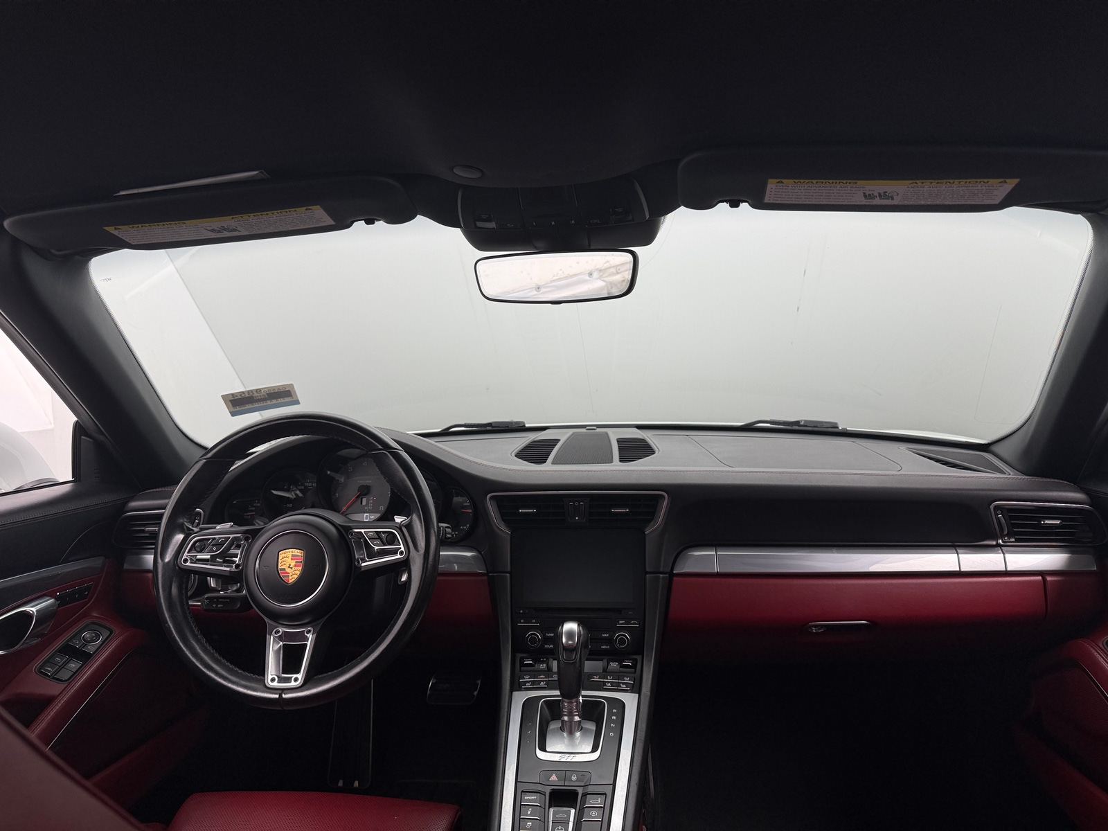 Thumbnail: 2018 Porsche 911 - 2