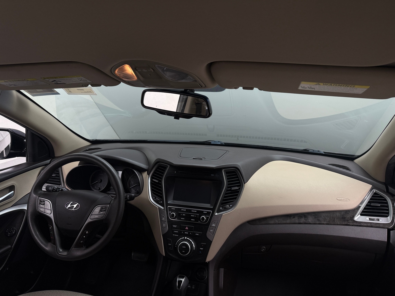 Thumbnail: 2017 Hyundai Santa Fe - 3