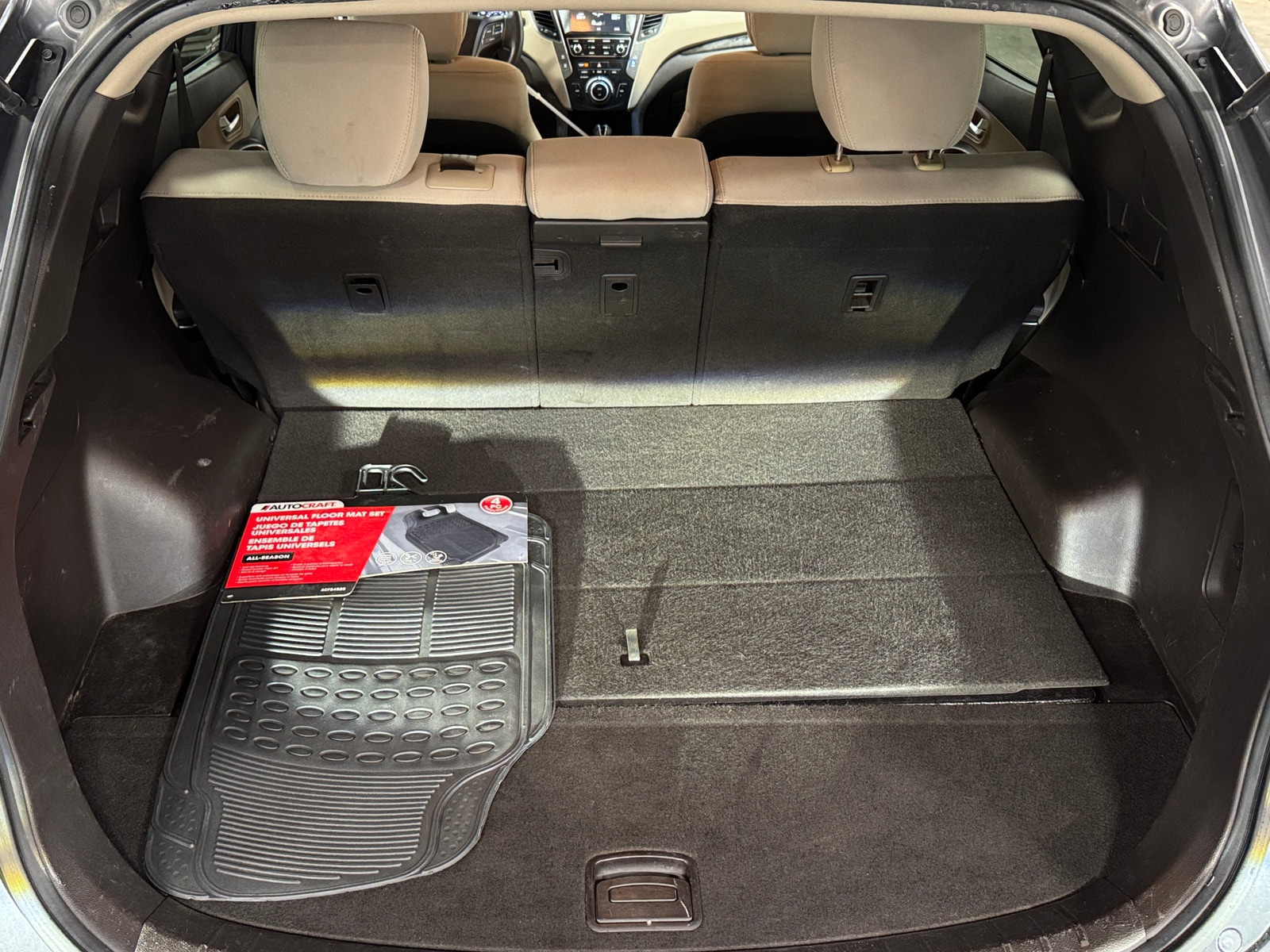 Thumbnail: 2017 Hyundai Santa Fe - 7