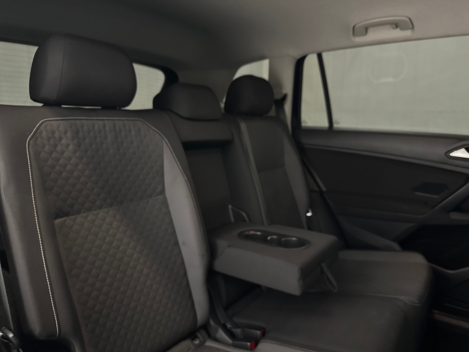 Thumbnail: 2021 Volkswagen Tiguan - 6