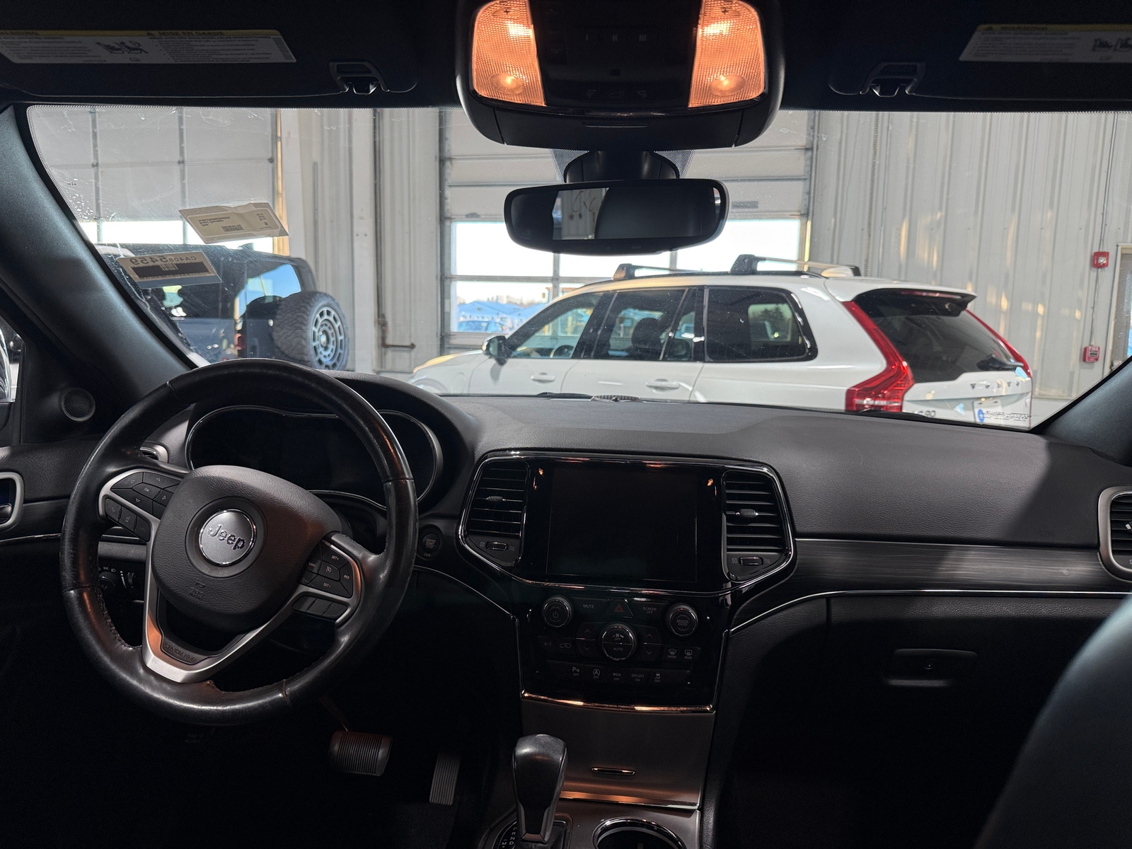 Thumbnail: 2019 Jeep Grand Cherokee - 2