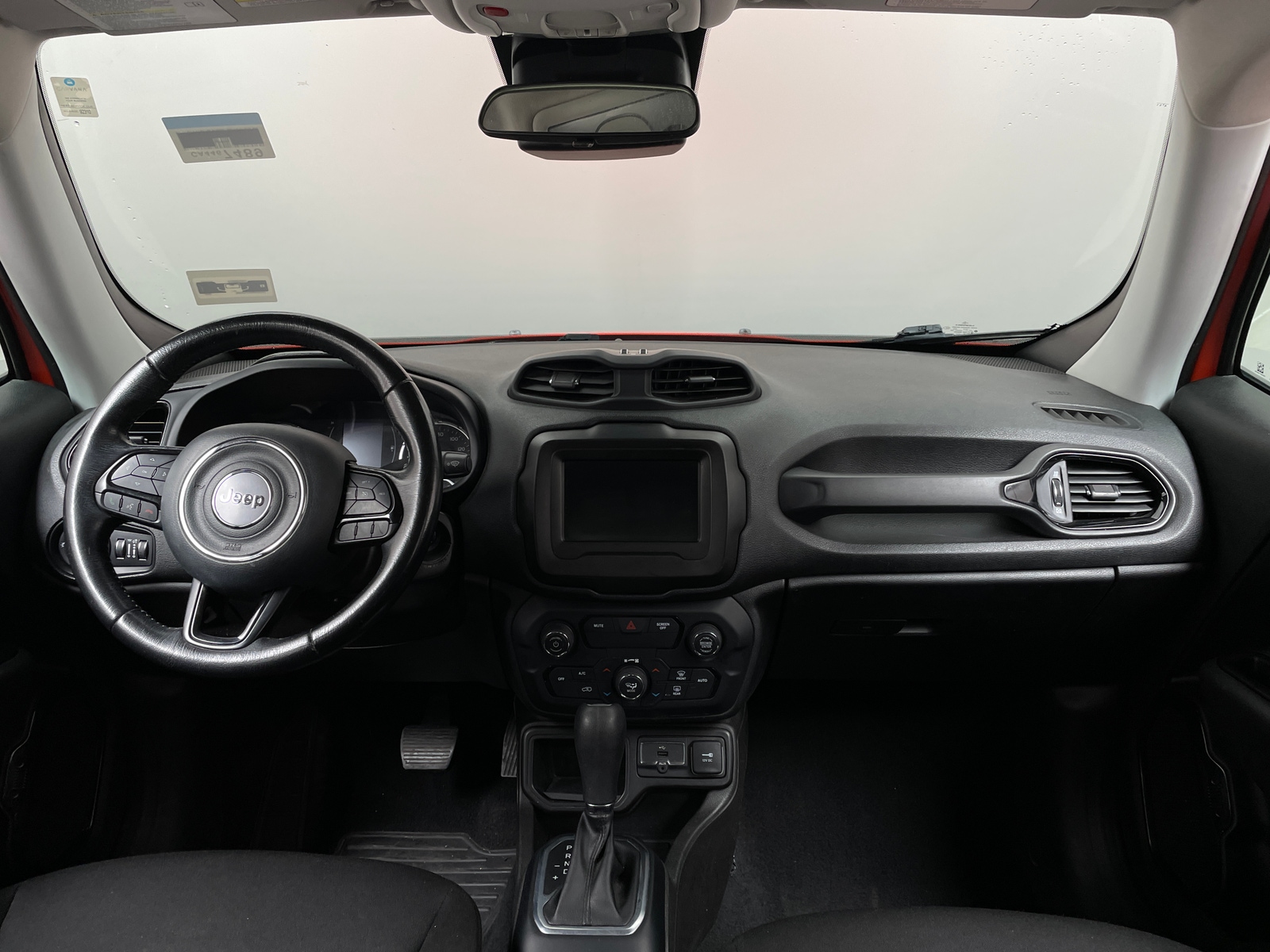 Thumbnail: 2020 Jeep Renegade - 3