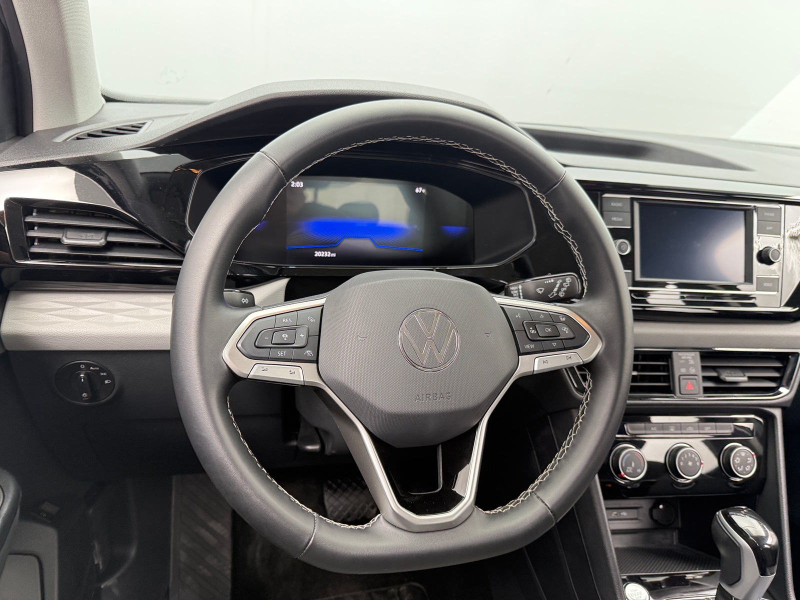 Thumbnail: 2024 Volkswagen Taos - 5