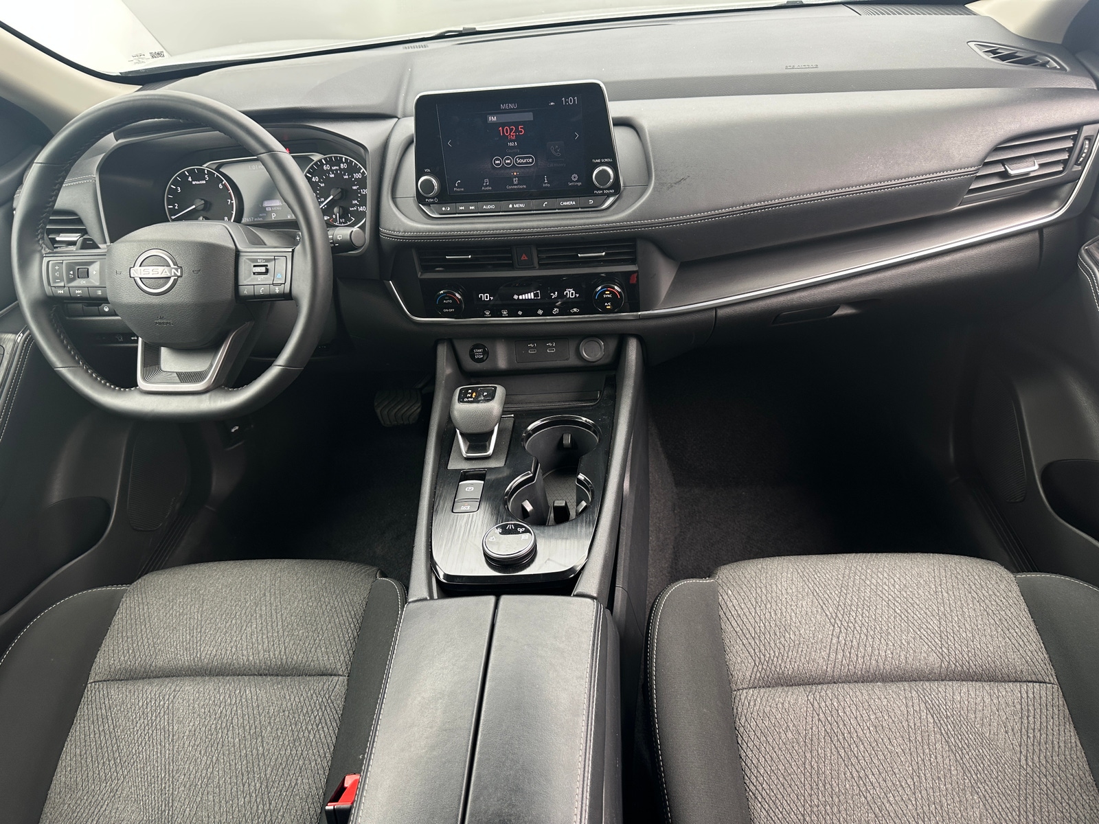 Thumbnail: 2025 Nissan Rogue - 3