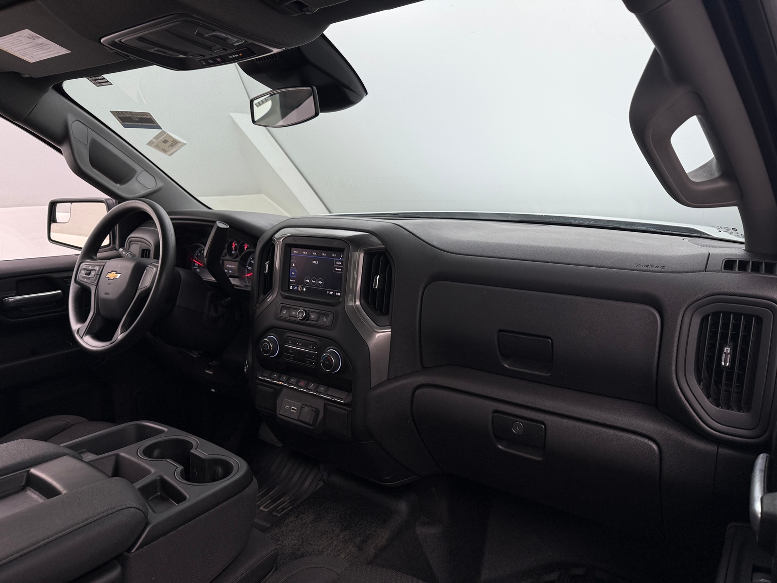 Thumbnail: 2025 Chevrolet Silverado 1500 - 3