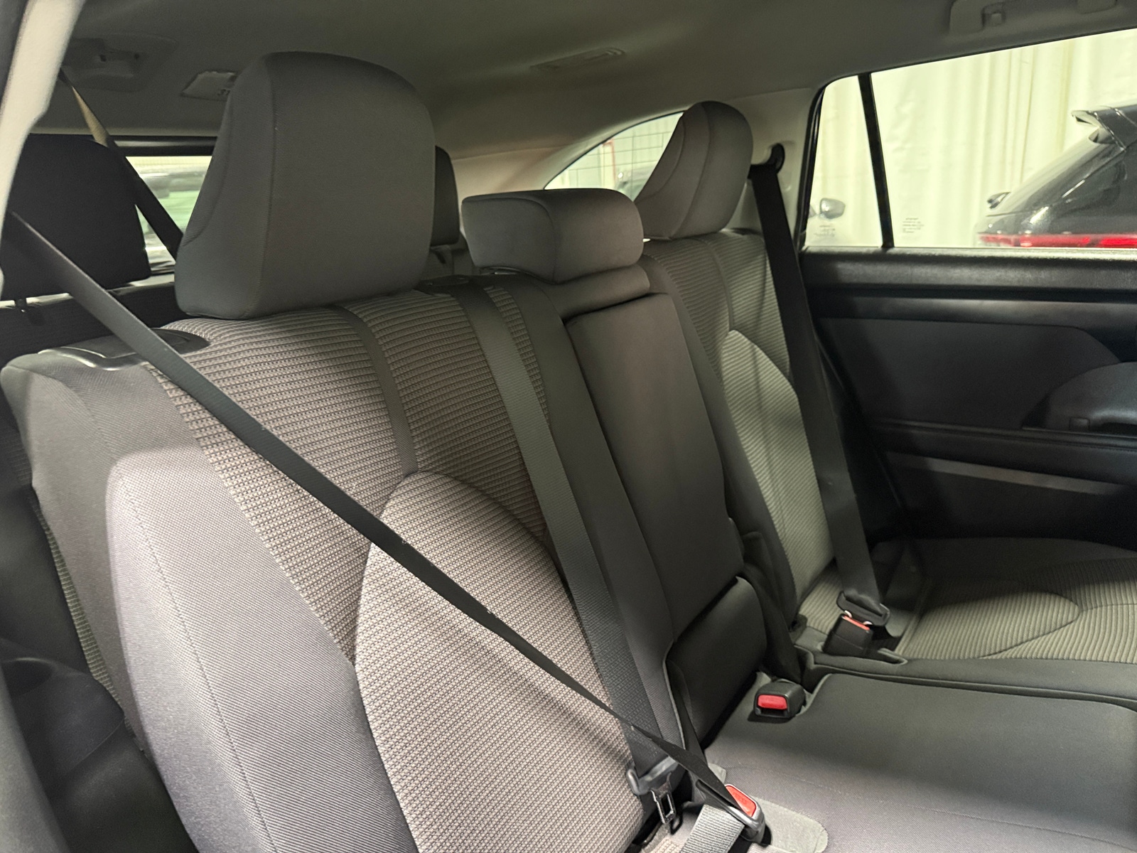 Thumbnail: 2023 Toyota Highlander - 6