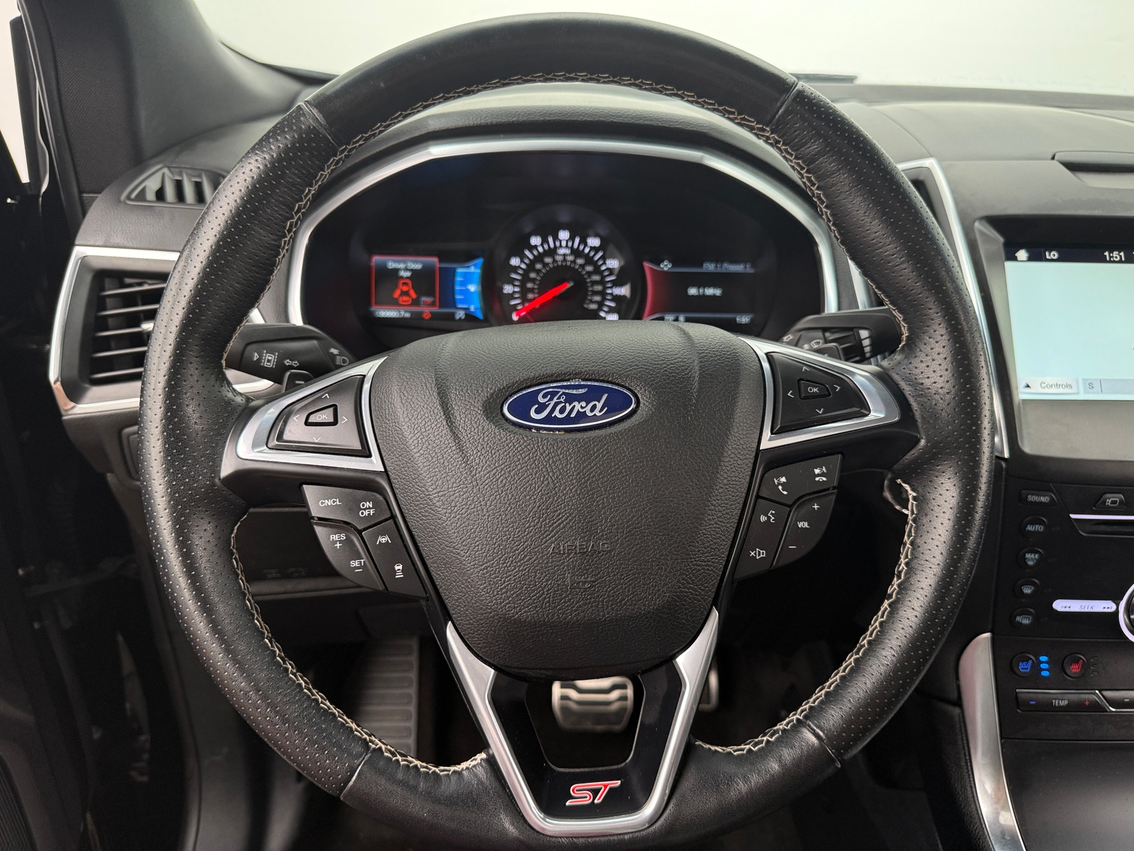 Thumbnail: 2019 Ford Edge - 4