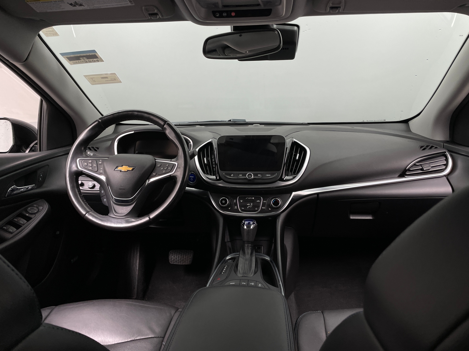 Thumbnail: 2018 Chevrolet Volt - 2