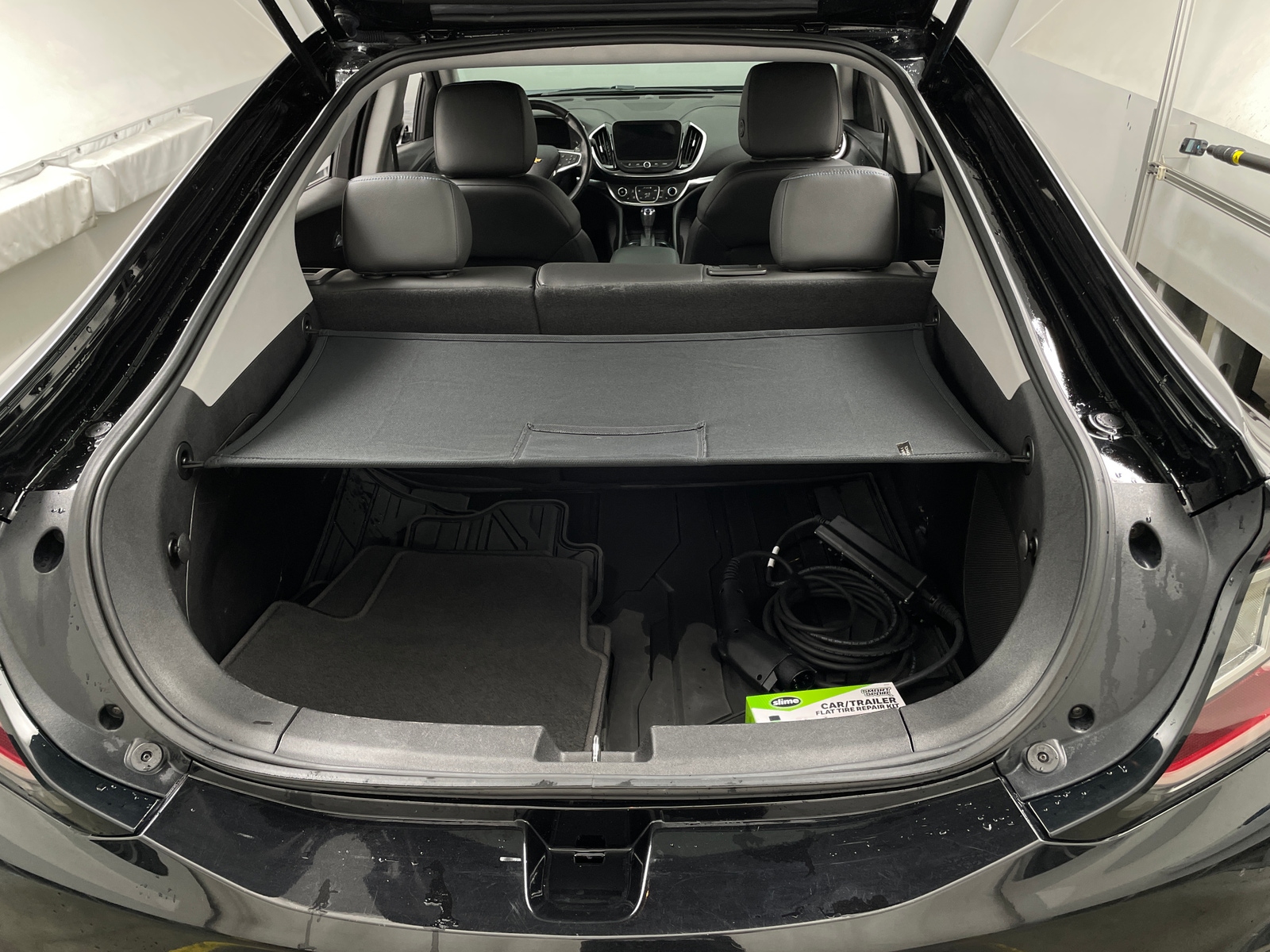 Thumbnail: 2018 Chevrolet Volt - 6