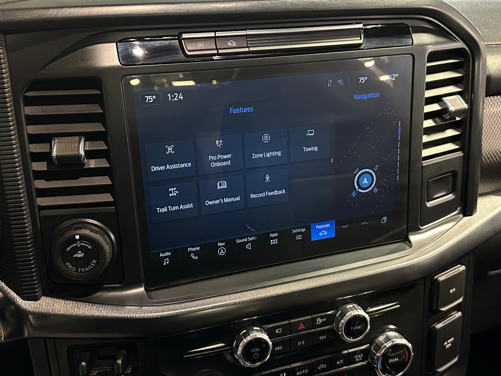 Thumbnail: 2025 Ford Econoline - 3