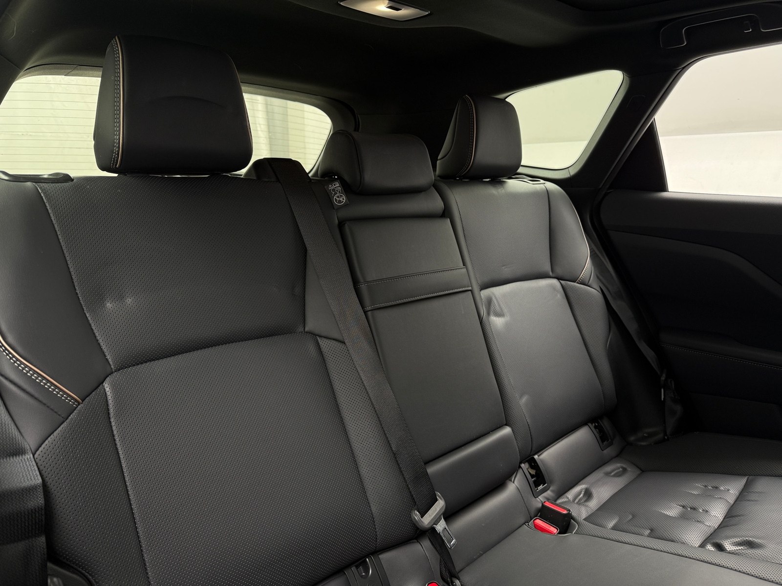 Thumbnail: 2025 Toyota Crown Signia - 5