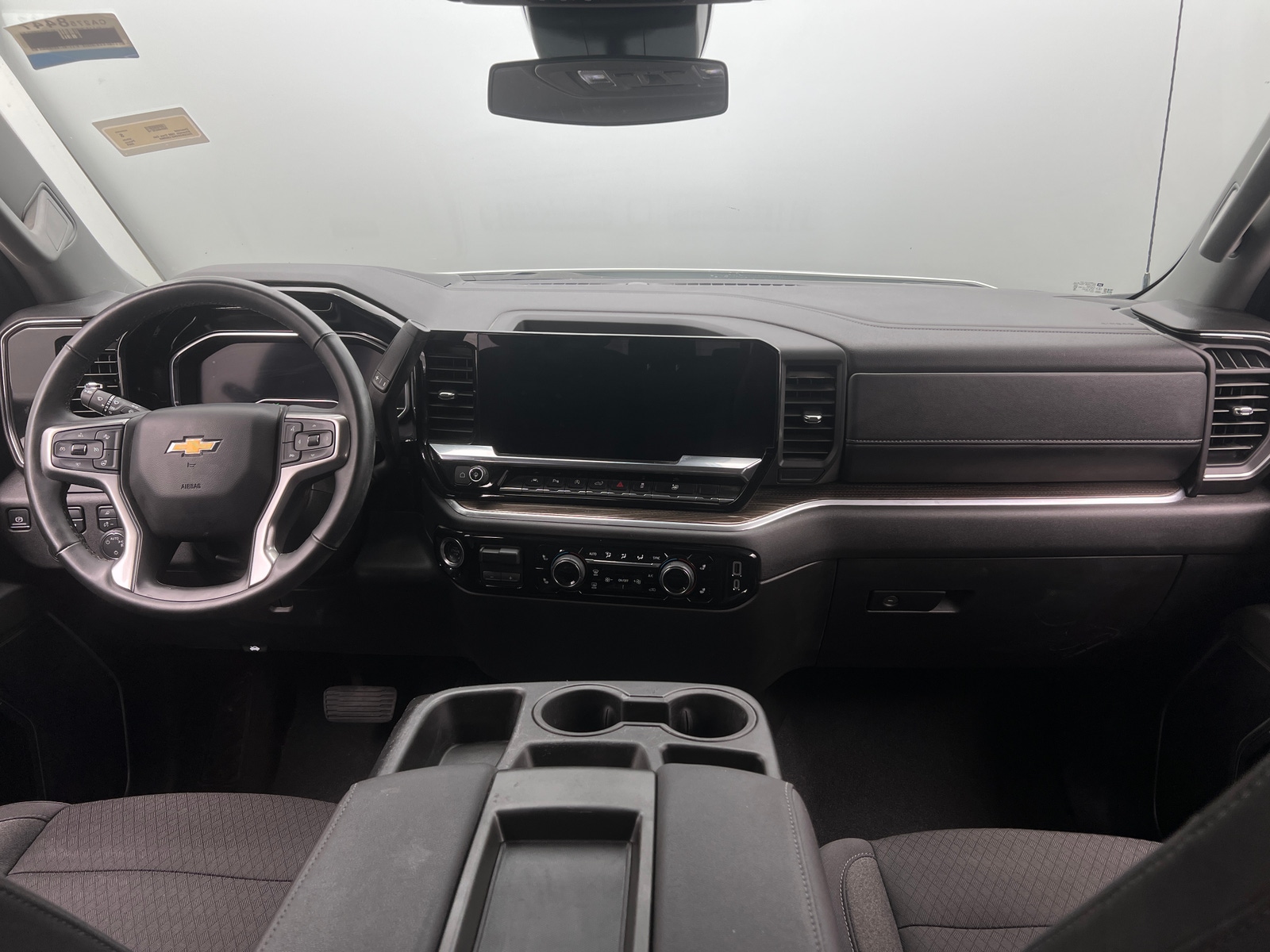 Thumbnail: 2025 Chevrolet Silverado 1500 - 3