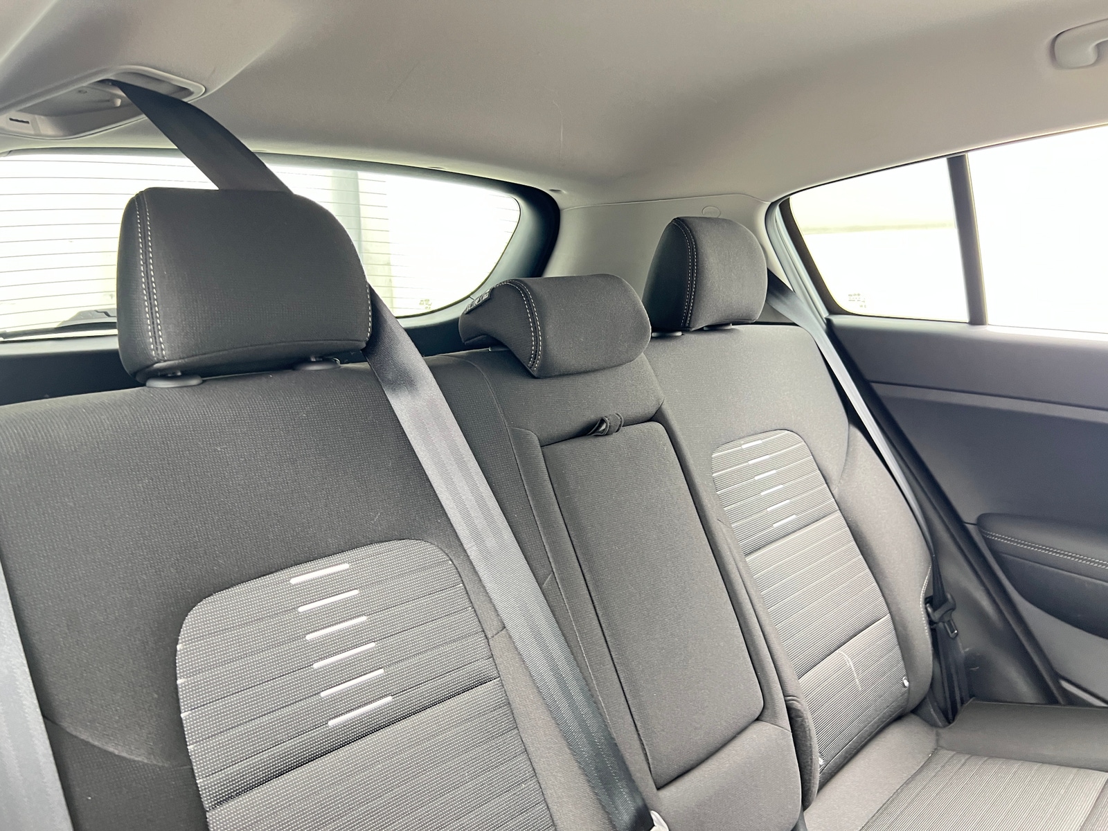 Thumbnail: 2022 Kia Sportage - 6