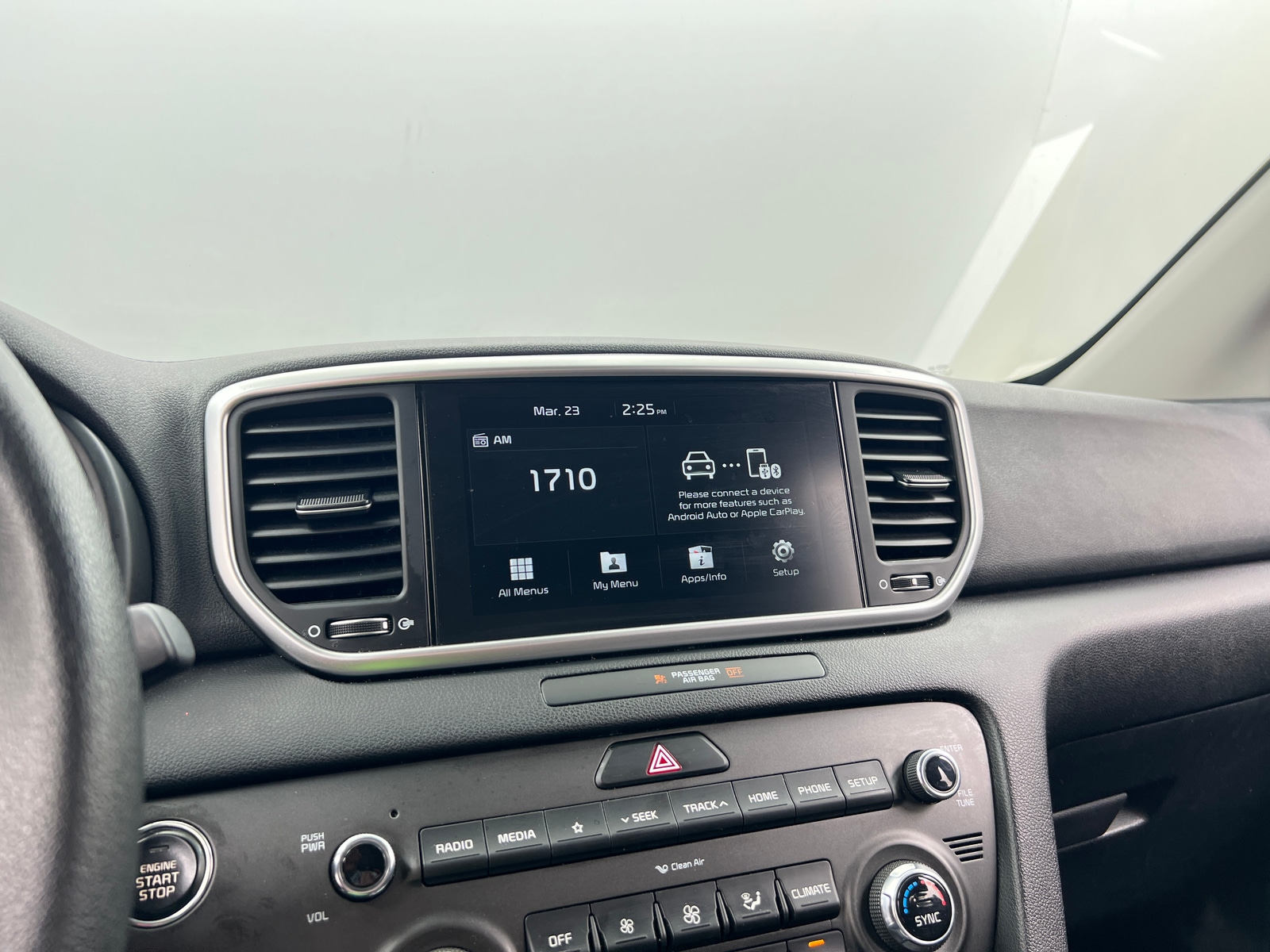 Thumbnail: 2022 Kia Sportage - 4