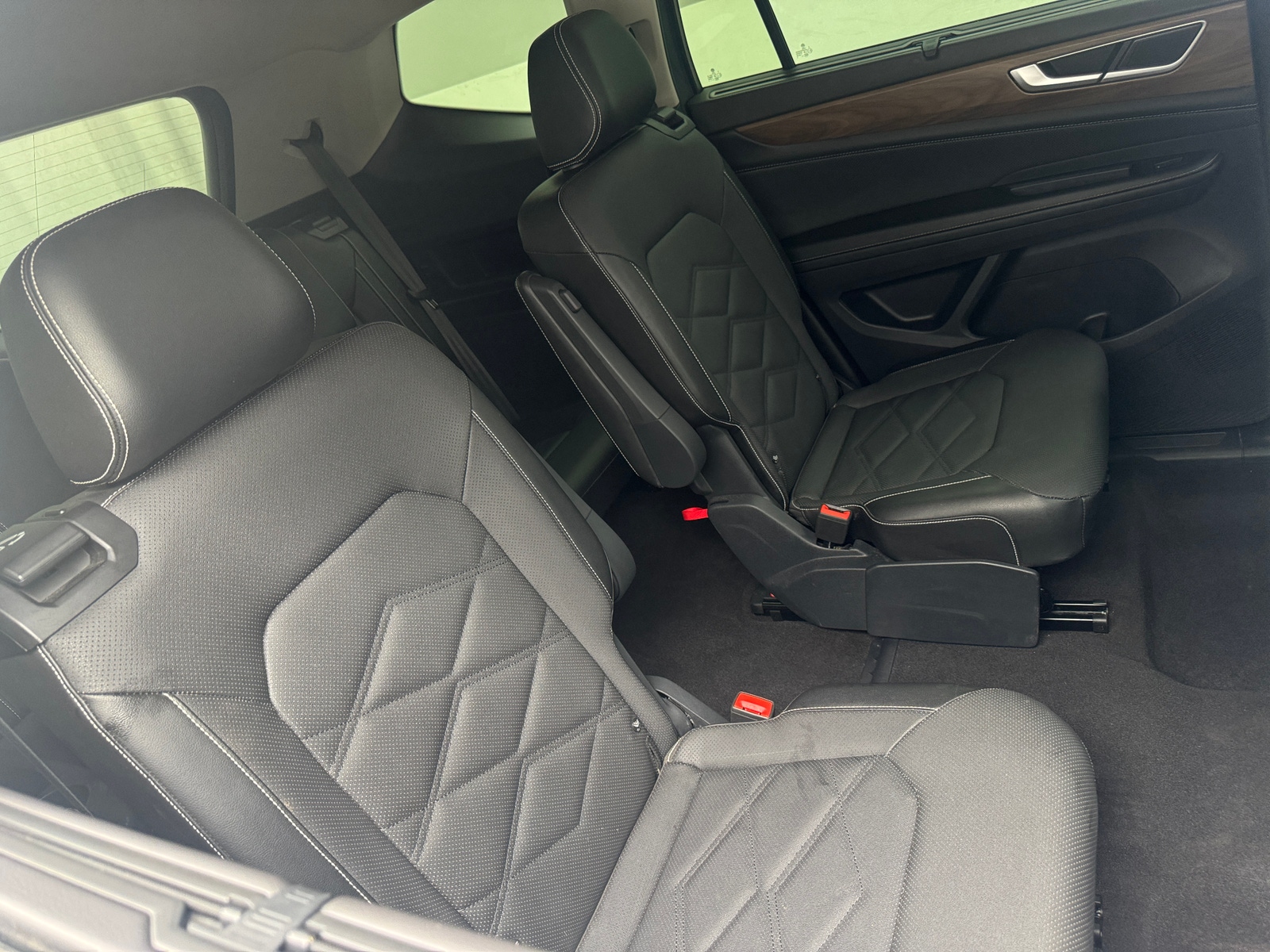 Thumbnail: 2024 Volkswagen Atlas - 5