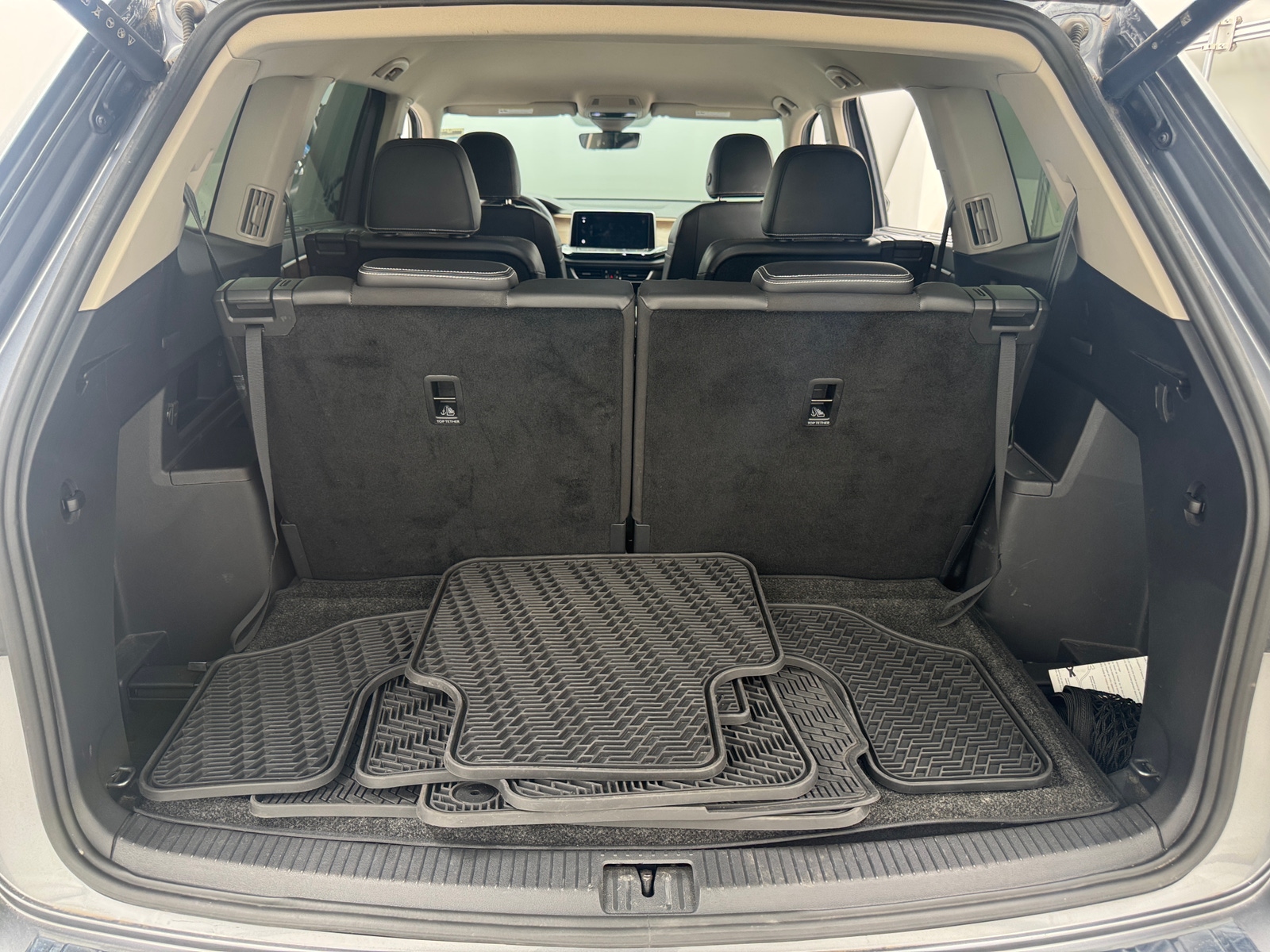 Thumbnail: 2024 Volkswagen Atlas - 6