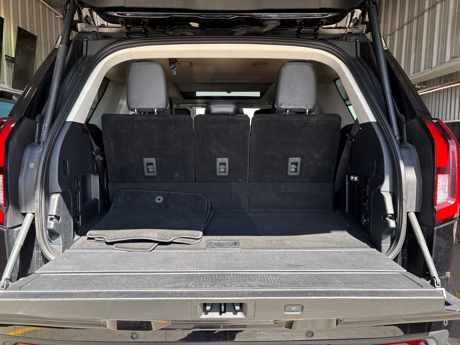 Thumbnail: 2025 Ford Expedition - 6