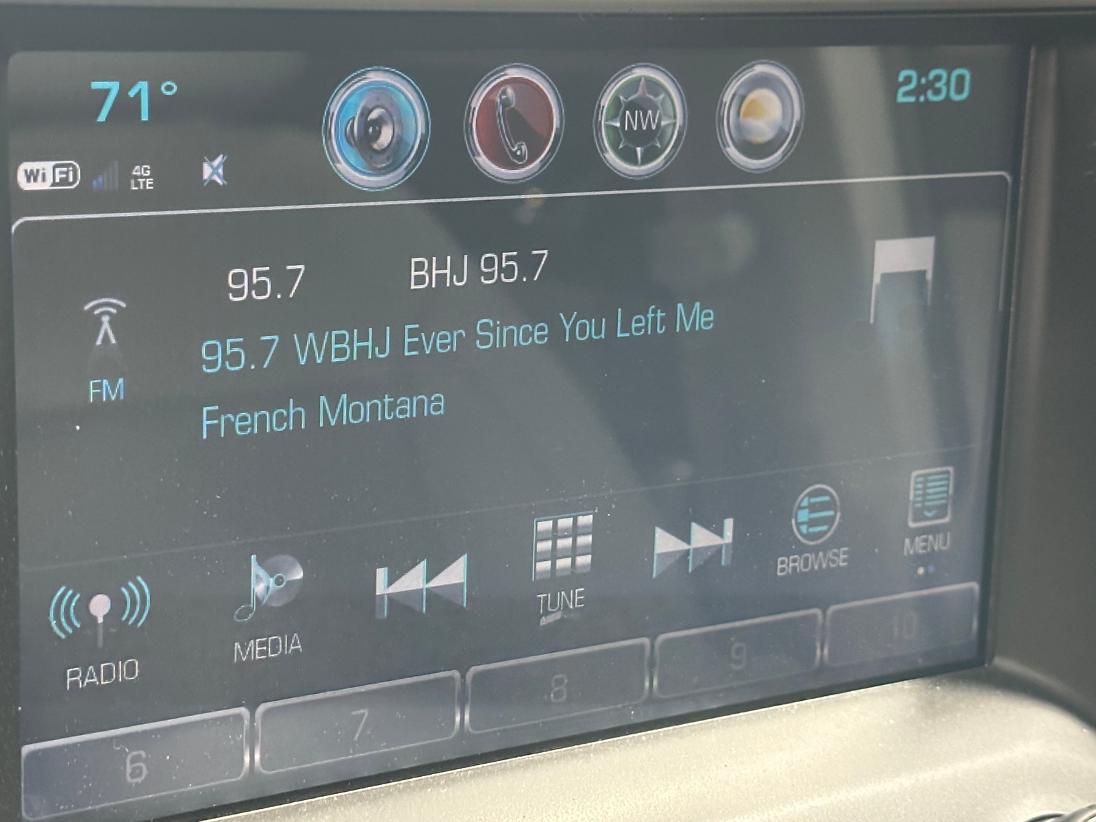 Thumbnail: 2018 GMC Acadia - 3